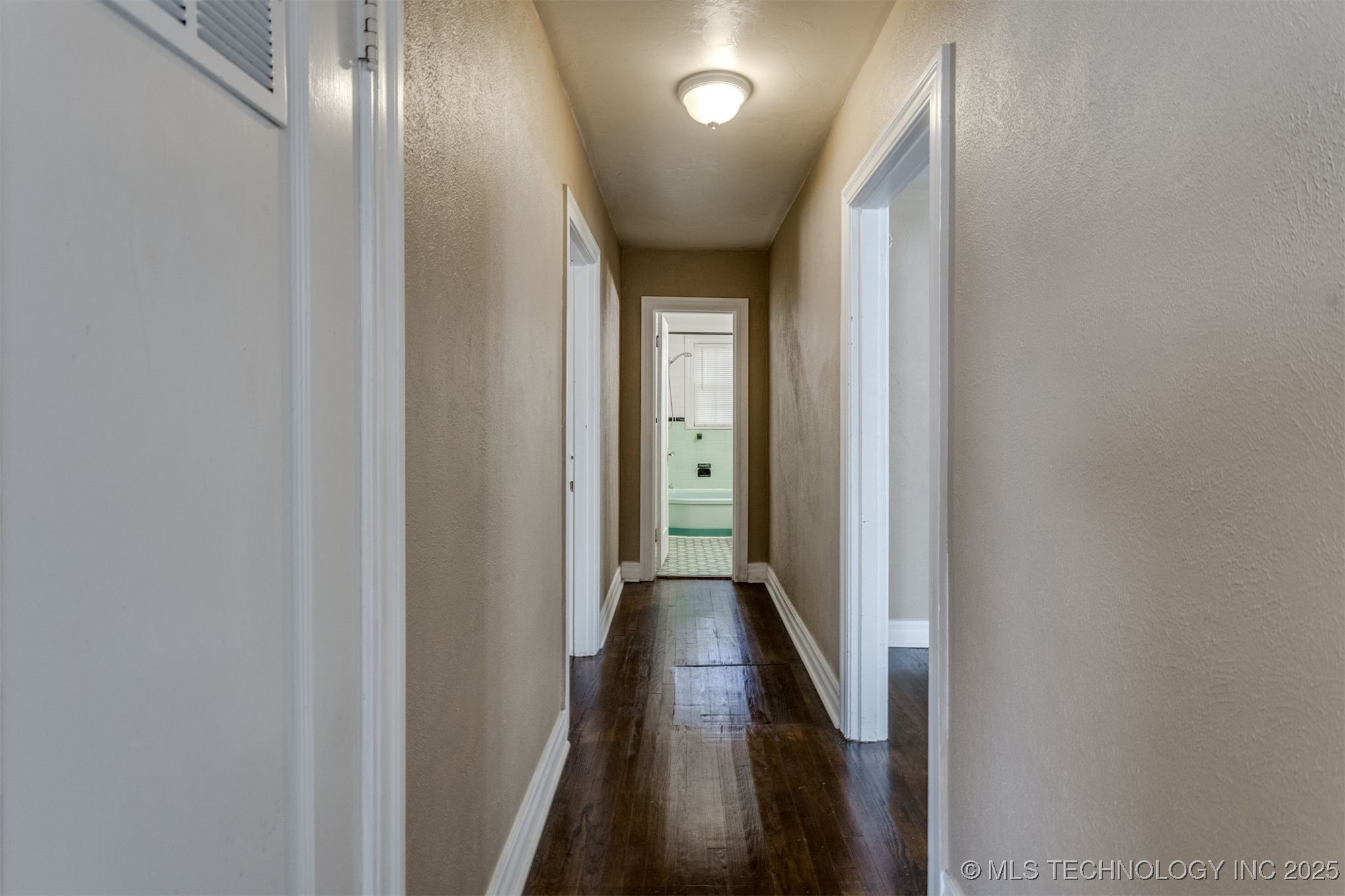 503 S Johnston Street Property Photo 24