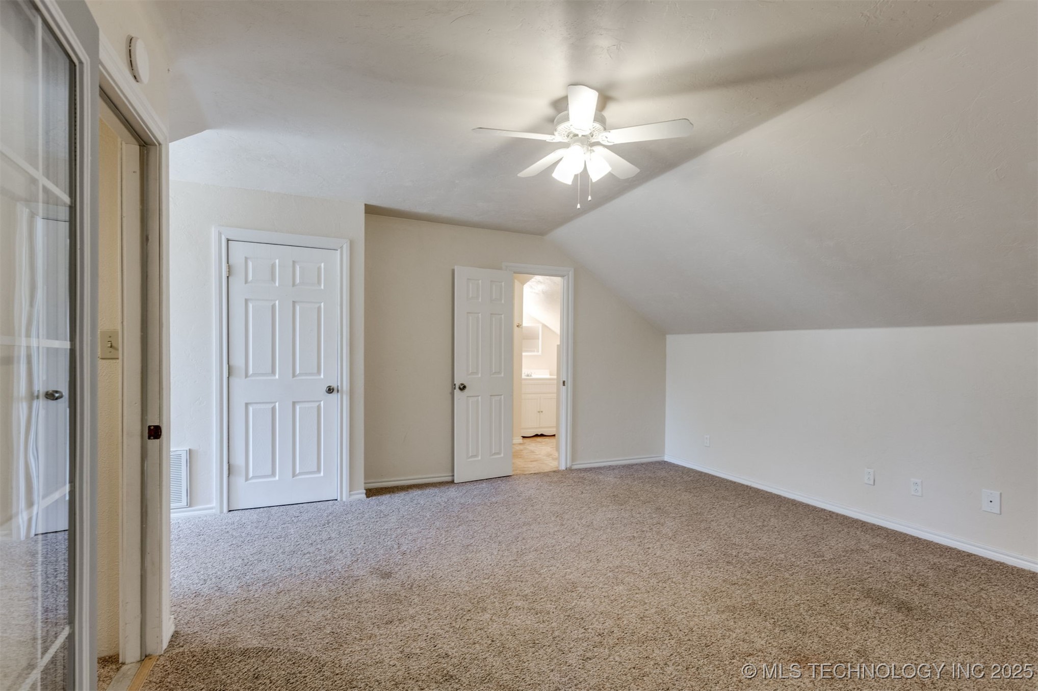 503 S Johnston Street Property Photo 34