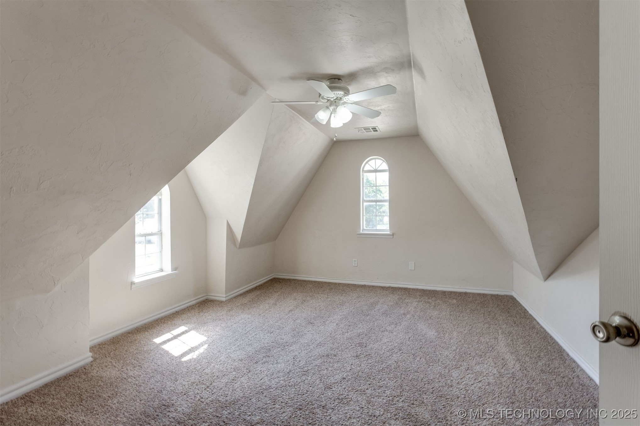 503 S Johnston Street Property Photo 35