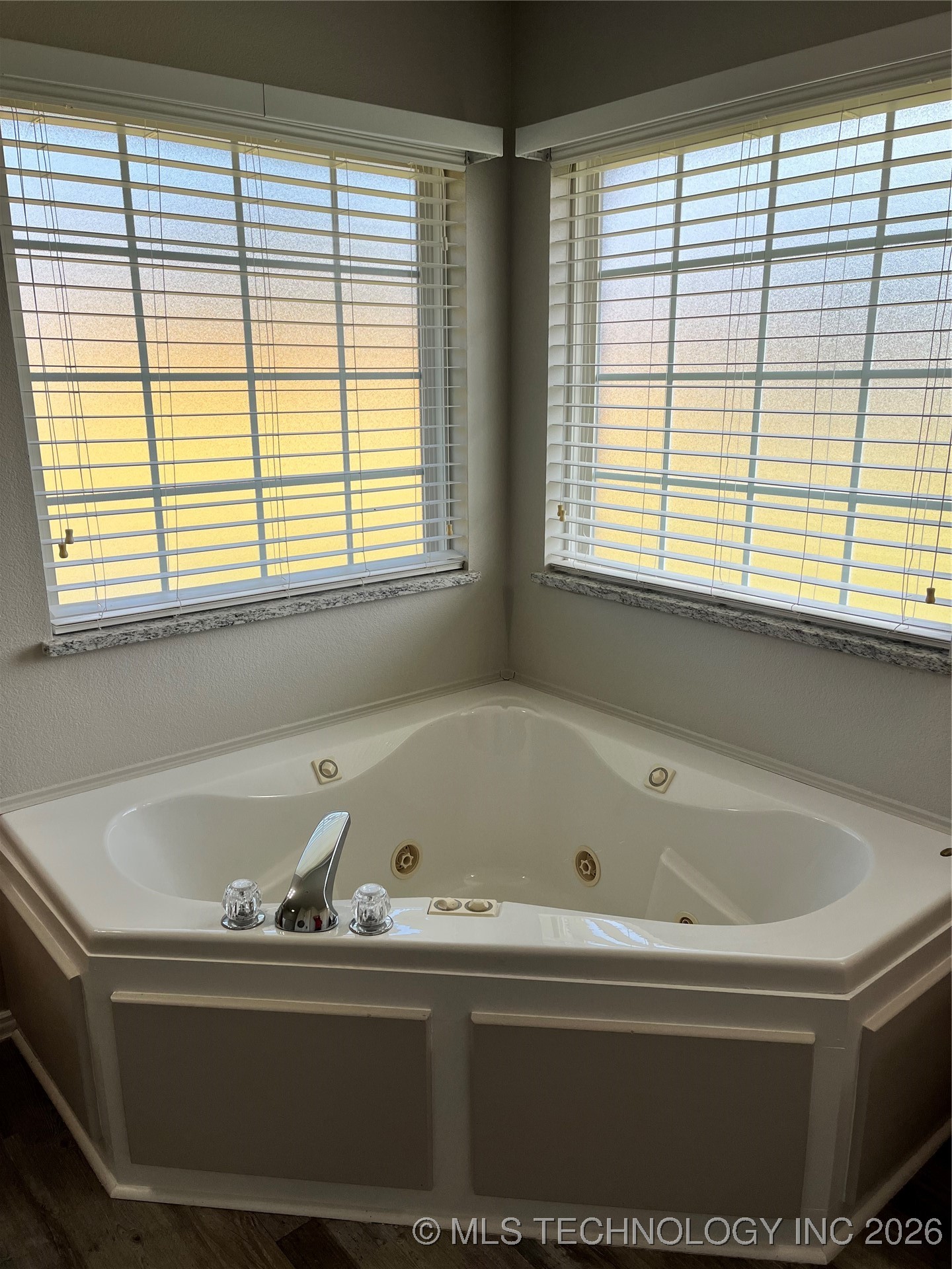 12047 N 193rd East Avenue Property Photo 19