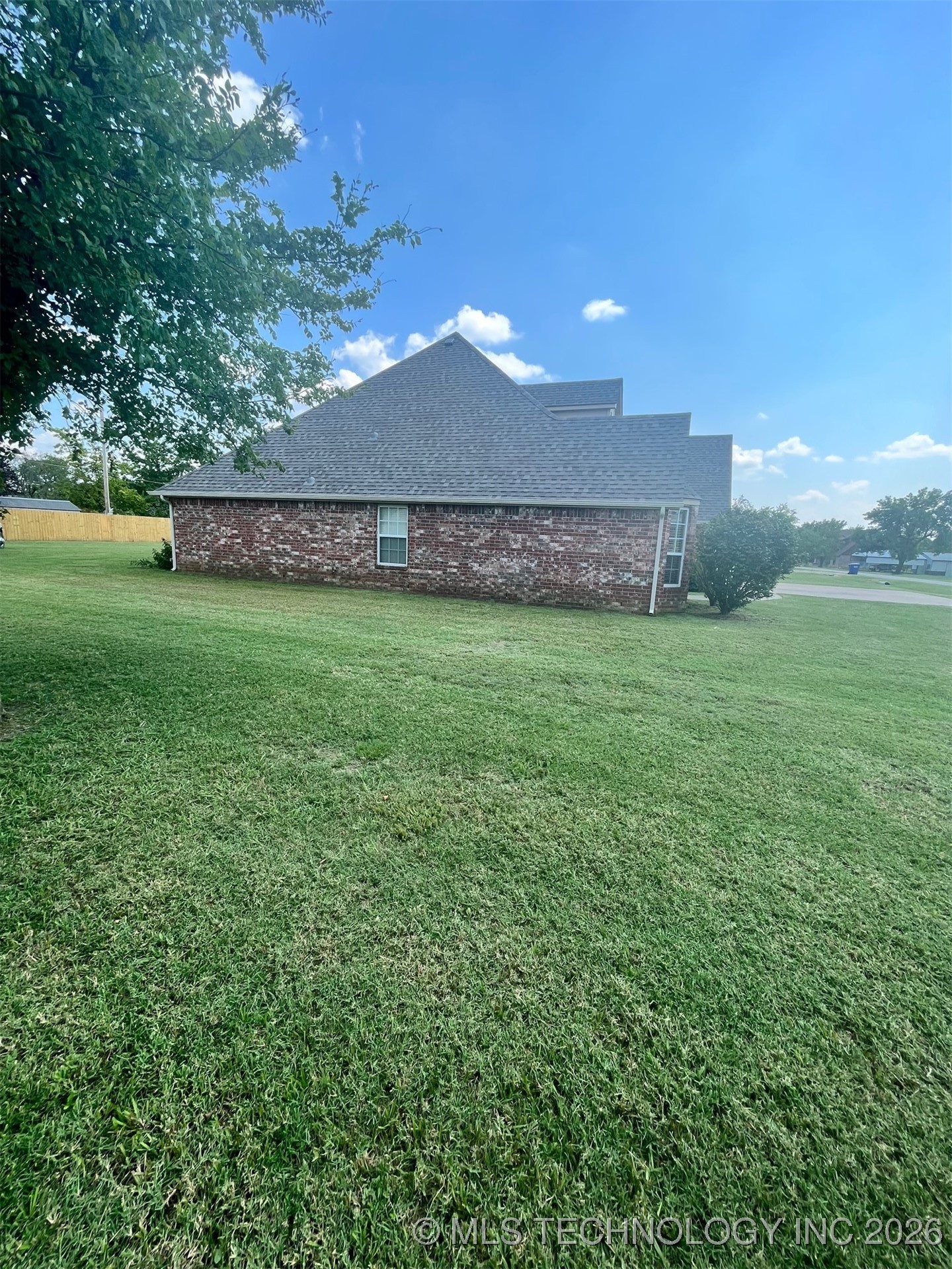 12047 N 193rd East Avenue Property Photo 43