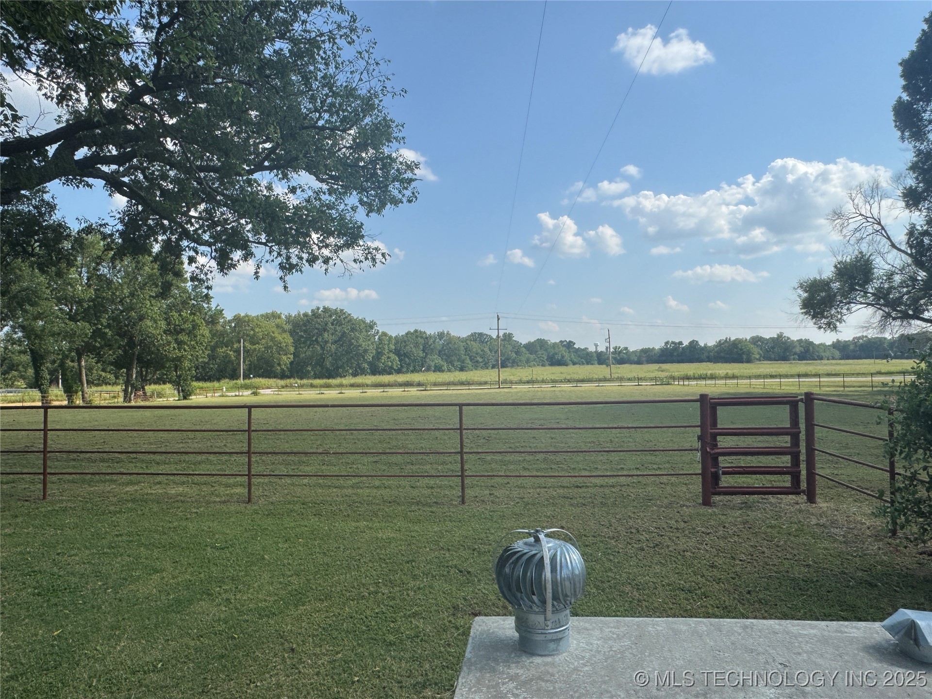 15871 N 3982 Property Photo 15