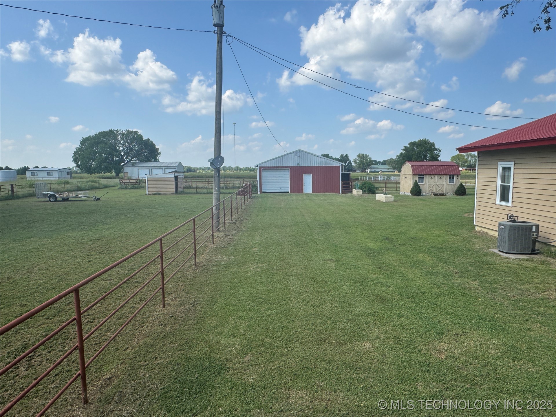15871 N 3982 Property Photo 17