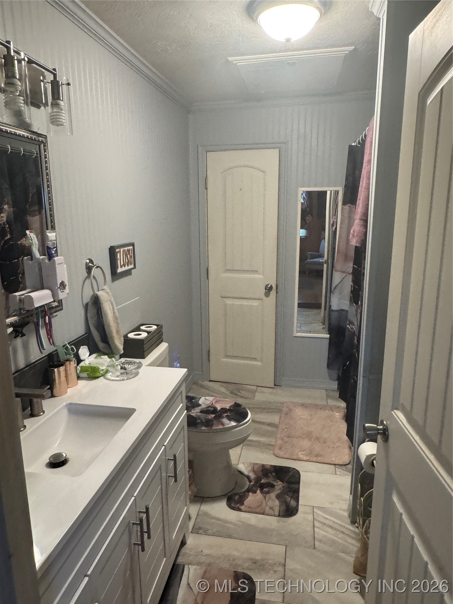 15871 N 3982 Property Photo 22