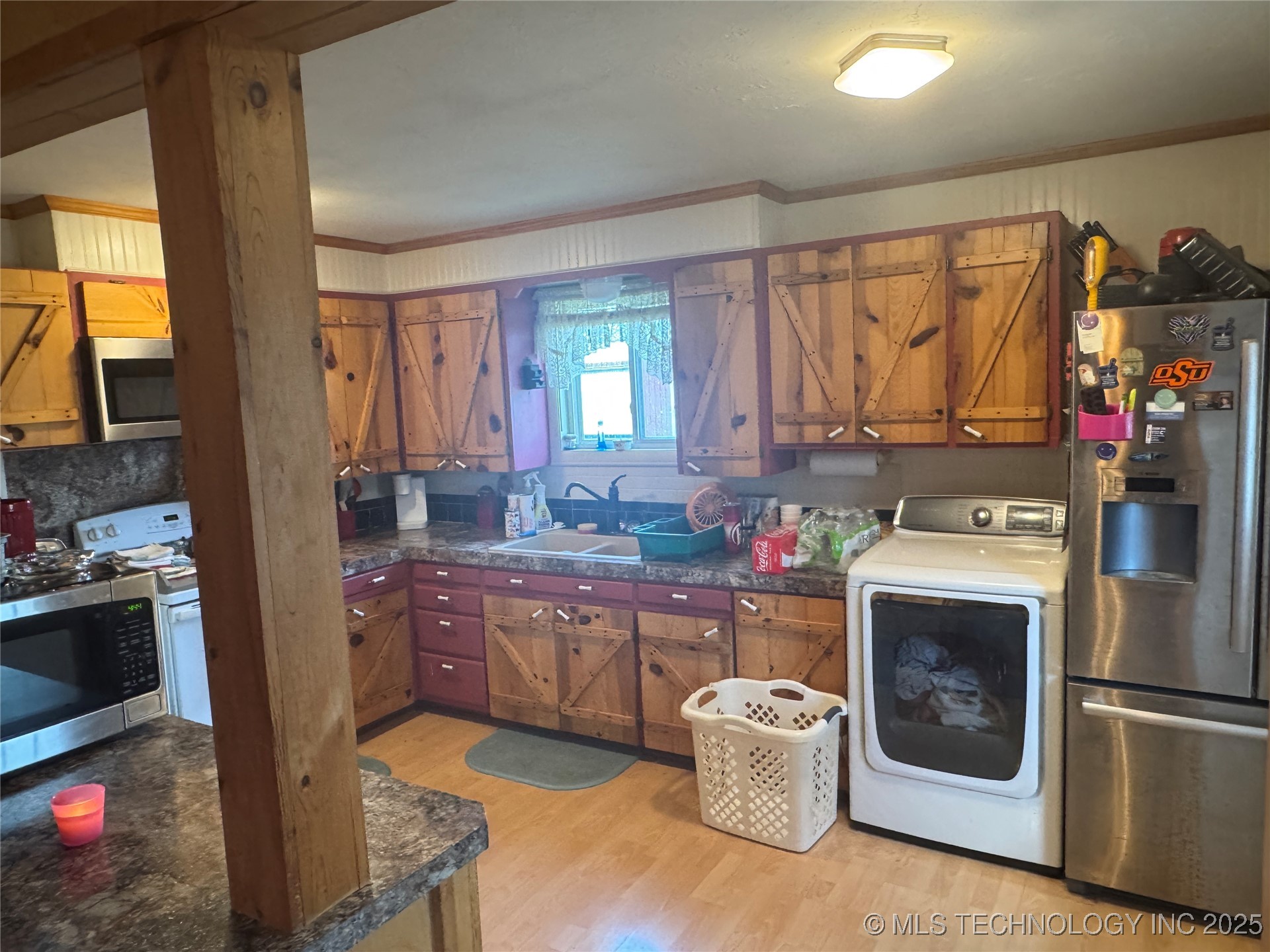 15871 N 3982 Property Photo 23