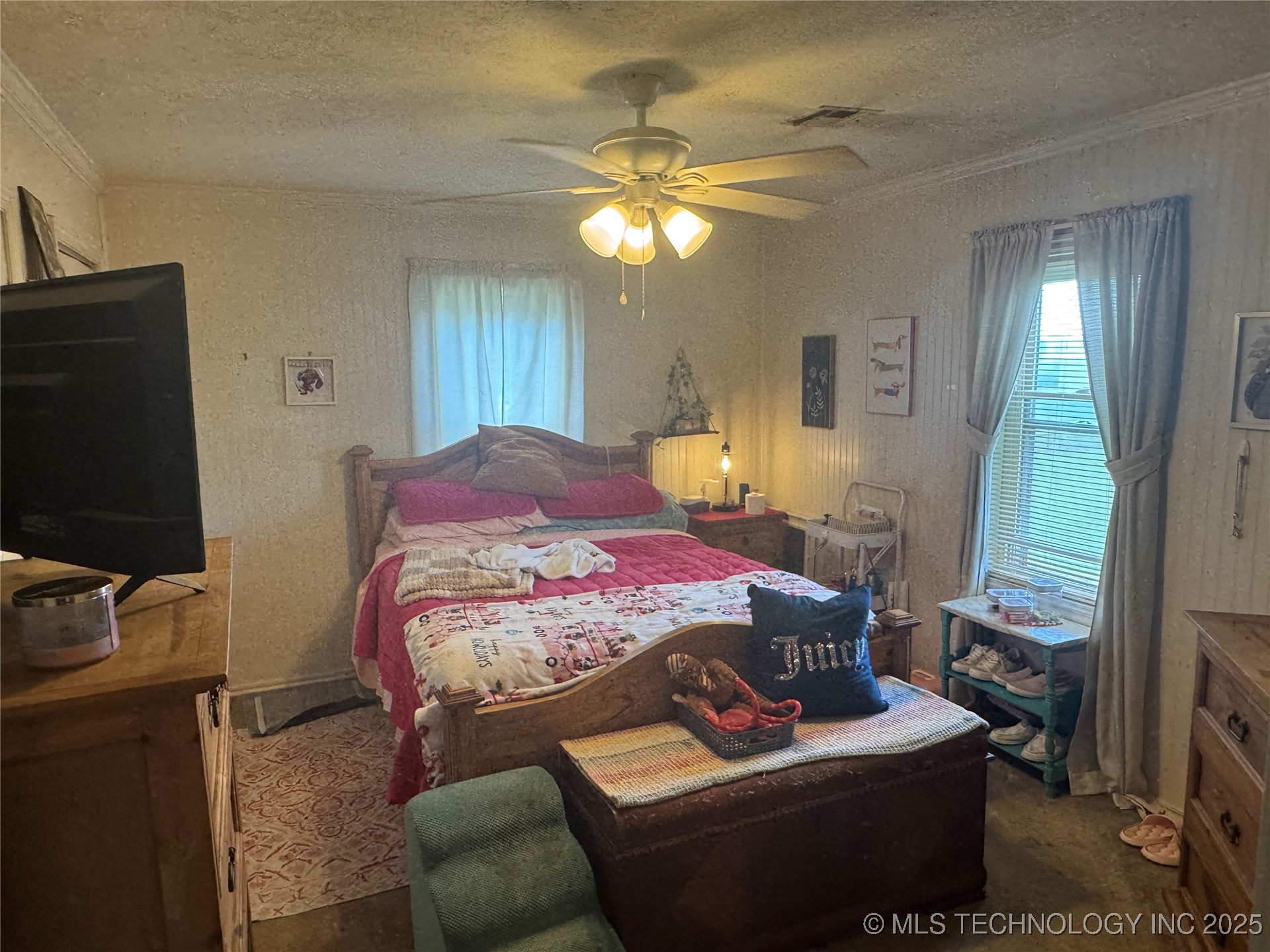 15871 N 3982 Property Photo 25