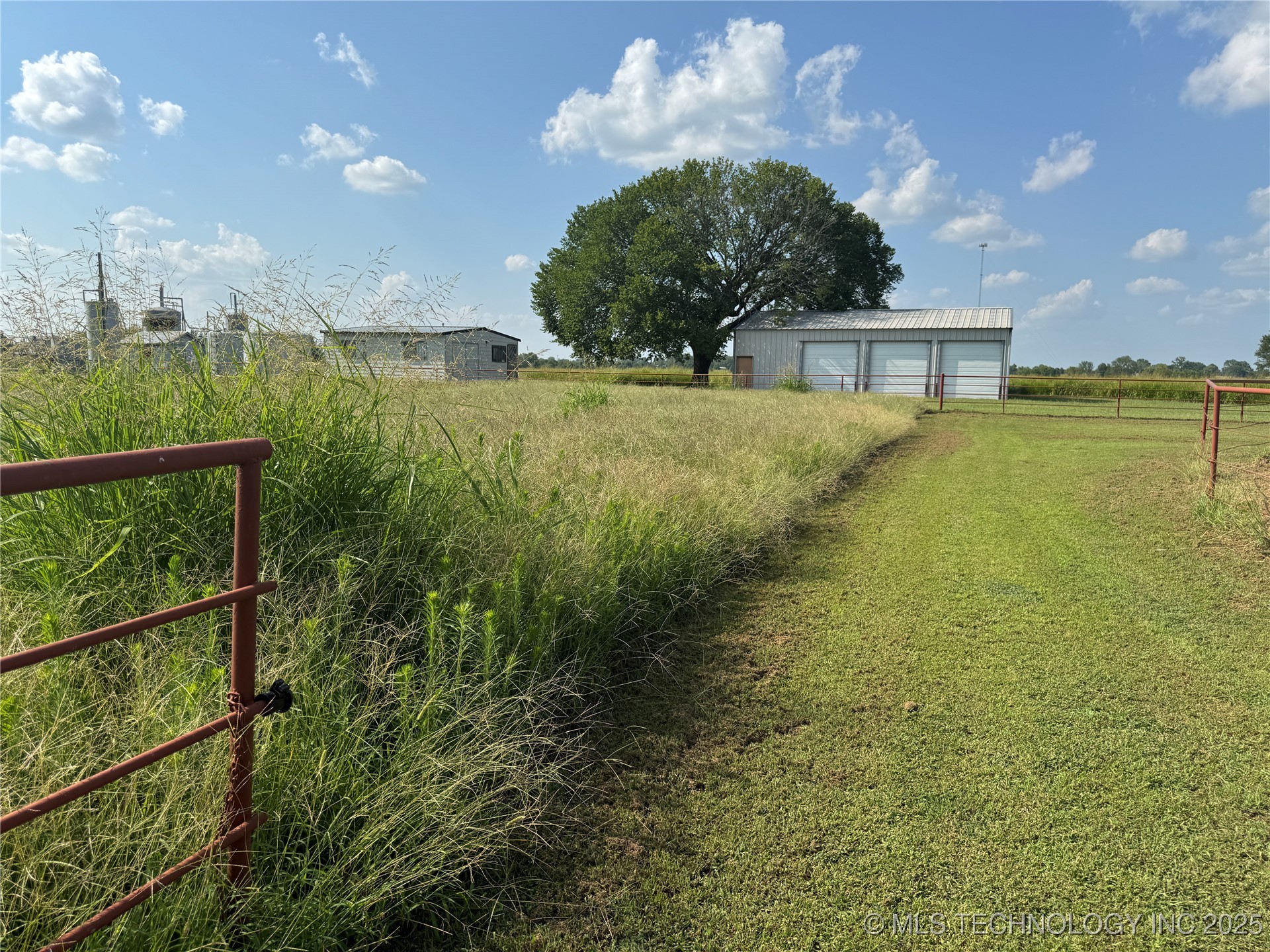 15871 N 3982 Property Photo 30