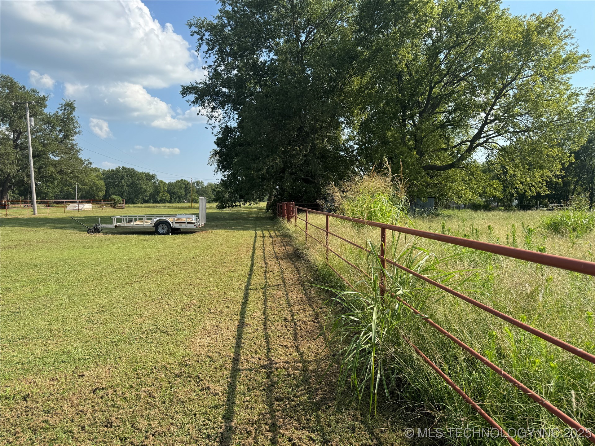 15871 N 3982 Property Photo 31