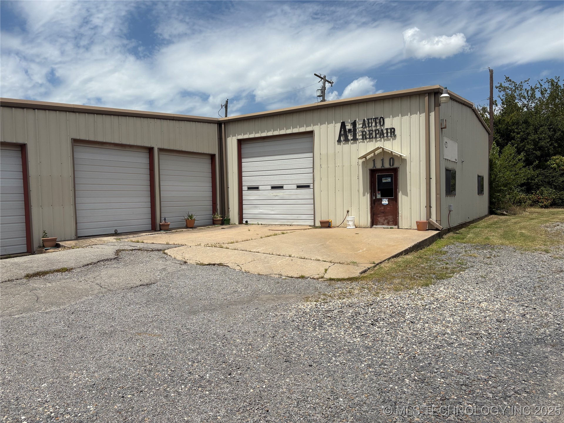 110 Douglas Street Property Photo 3