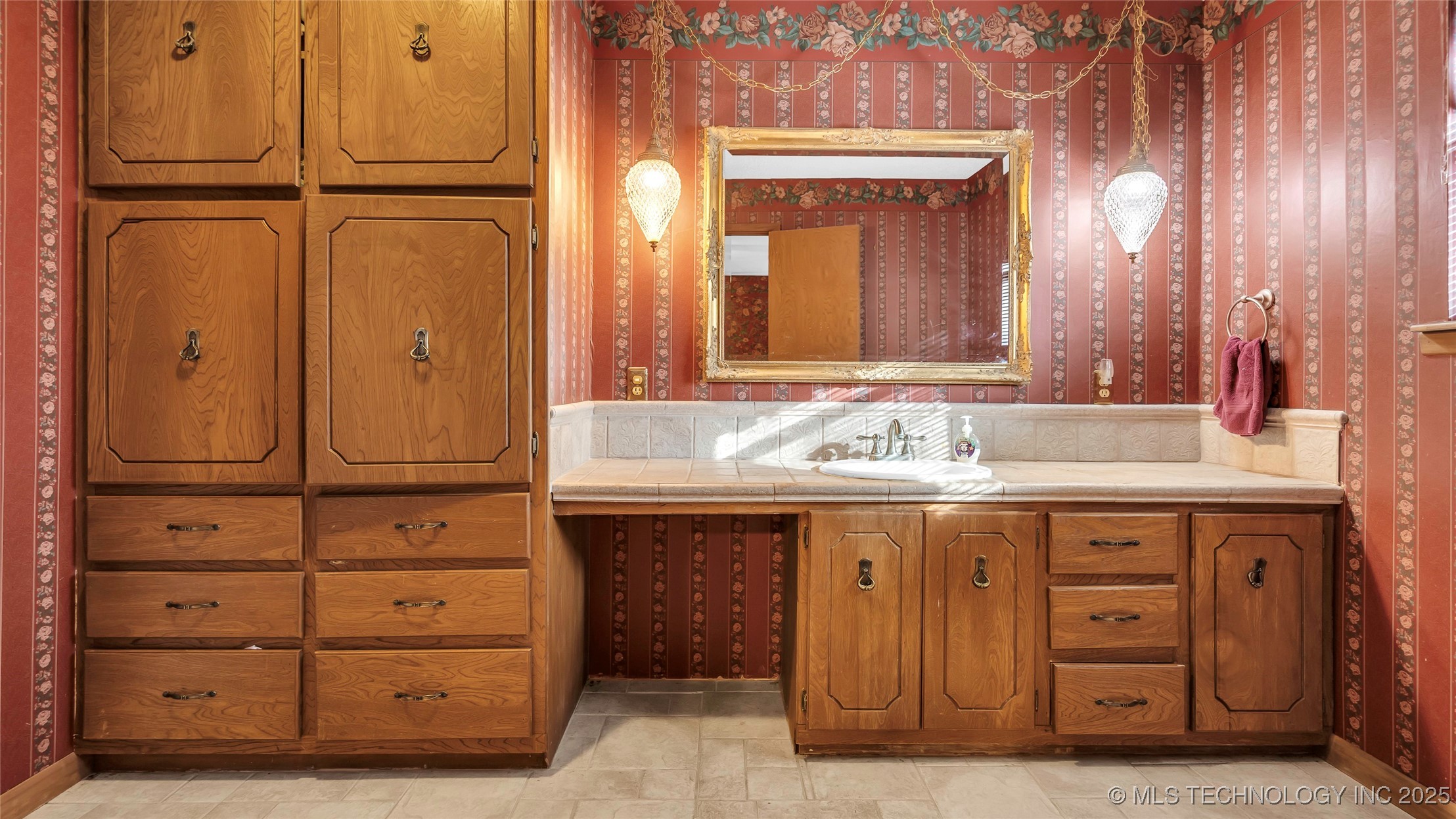 204 Bear Hollow Road Property Photo 15