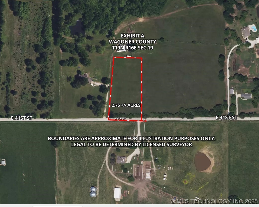 08 E 41st Street S Property Photo 3