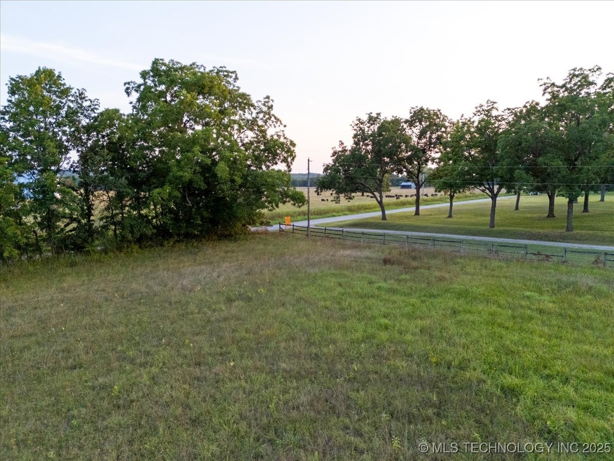 08 E 41st Street S Property Photo 18