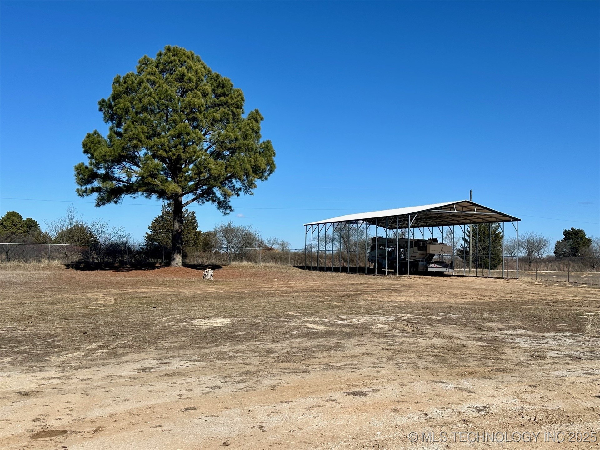 12296 Pineview Circle Property Photo 2