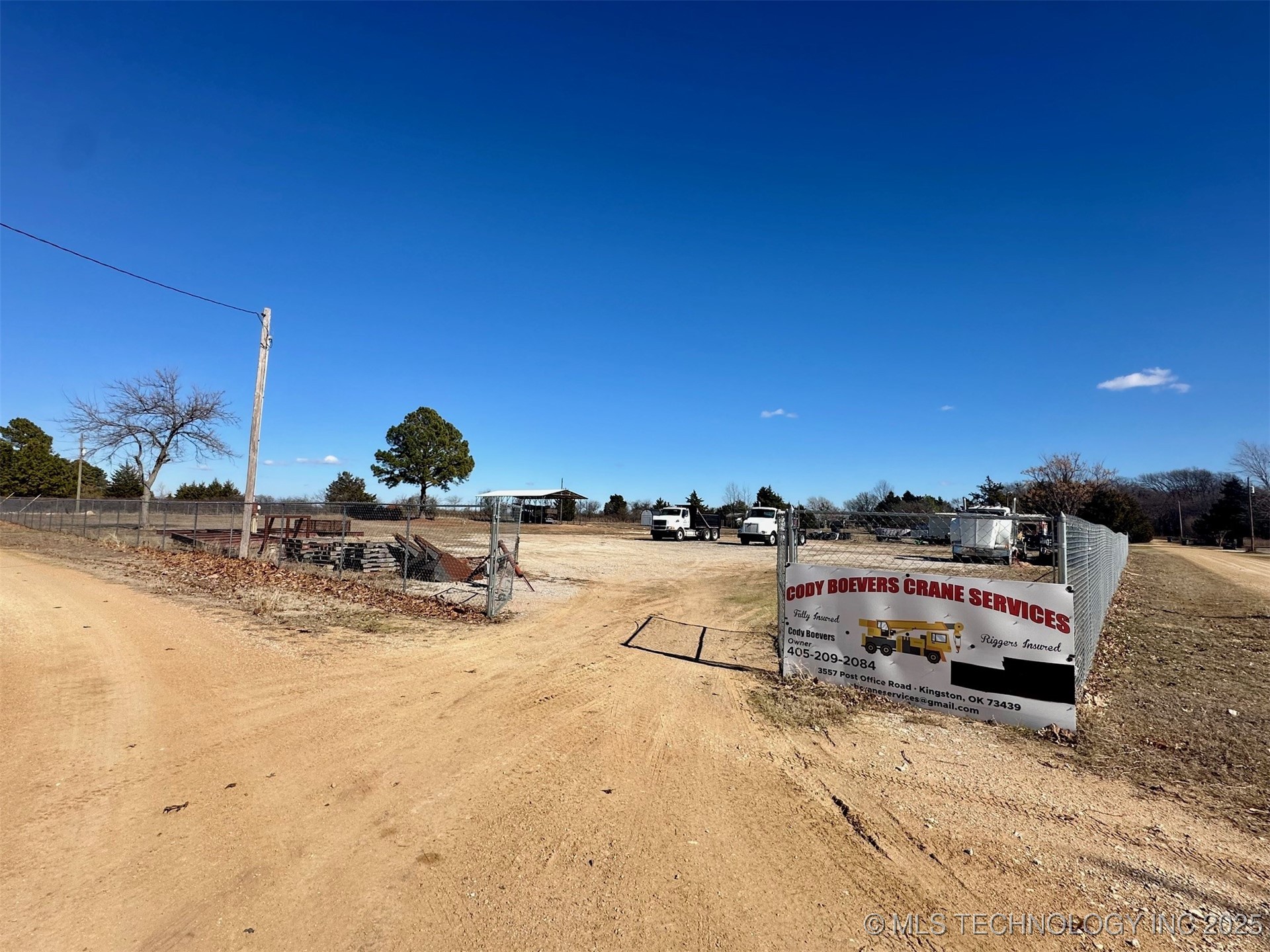 12296 Pineview Circle Property Photo 4