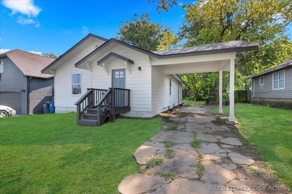 1425 N Denver Avenue Property Photo 1