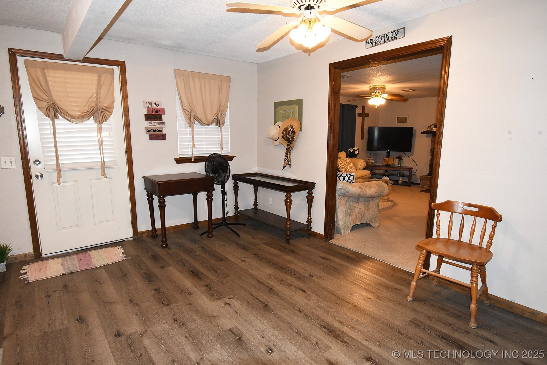 448644 E 979 Property Photo 7