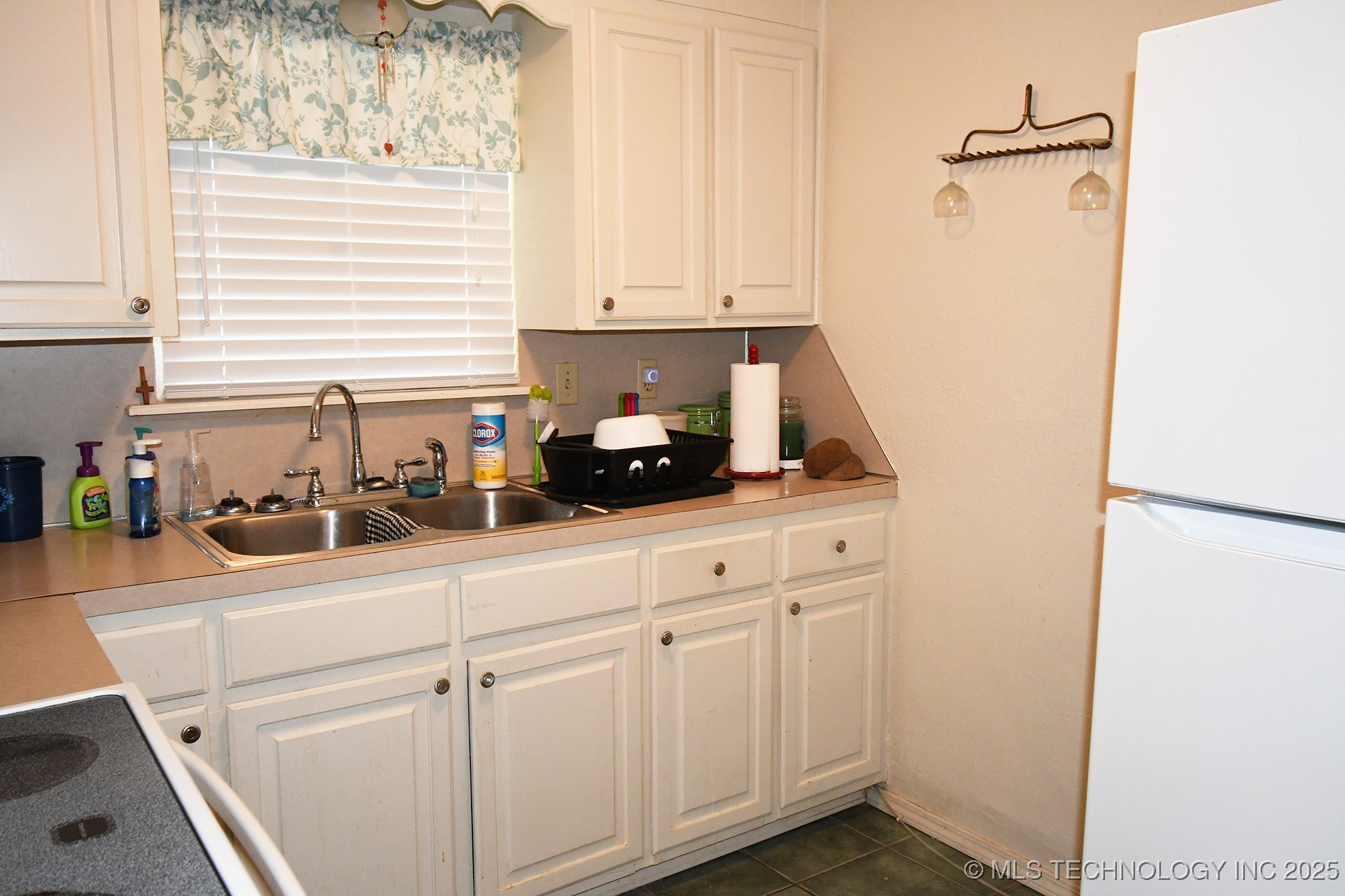 448644 E 979 Property Photo 18