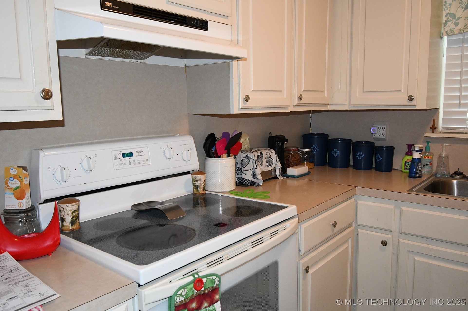 448644 E 979 Property Photo 19