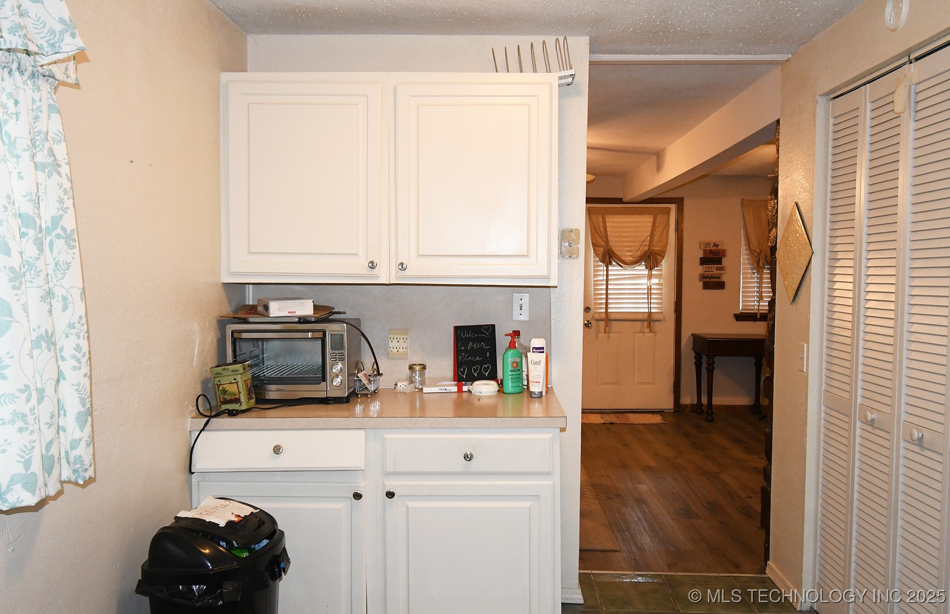 448644 E 979 Property Photo 21