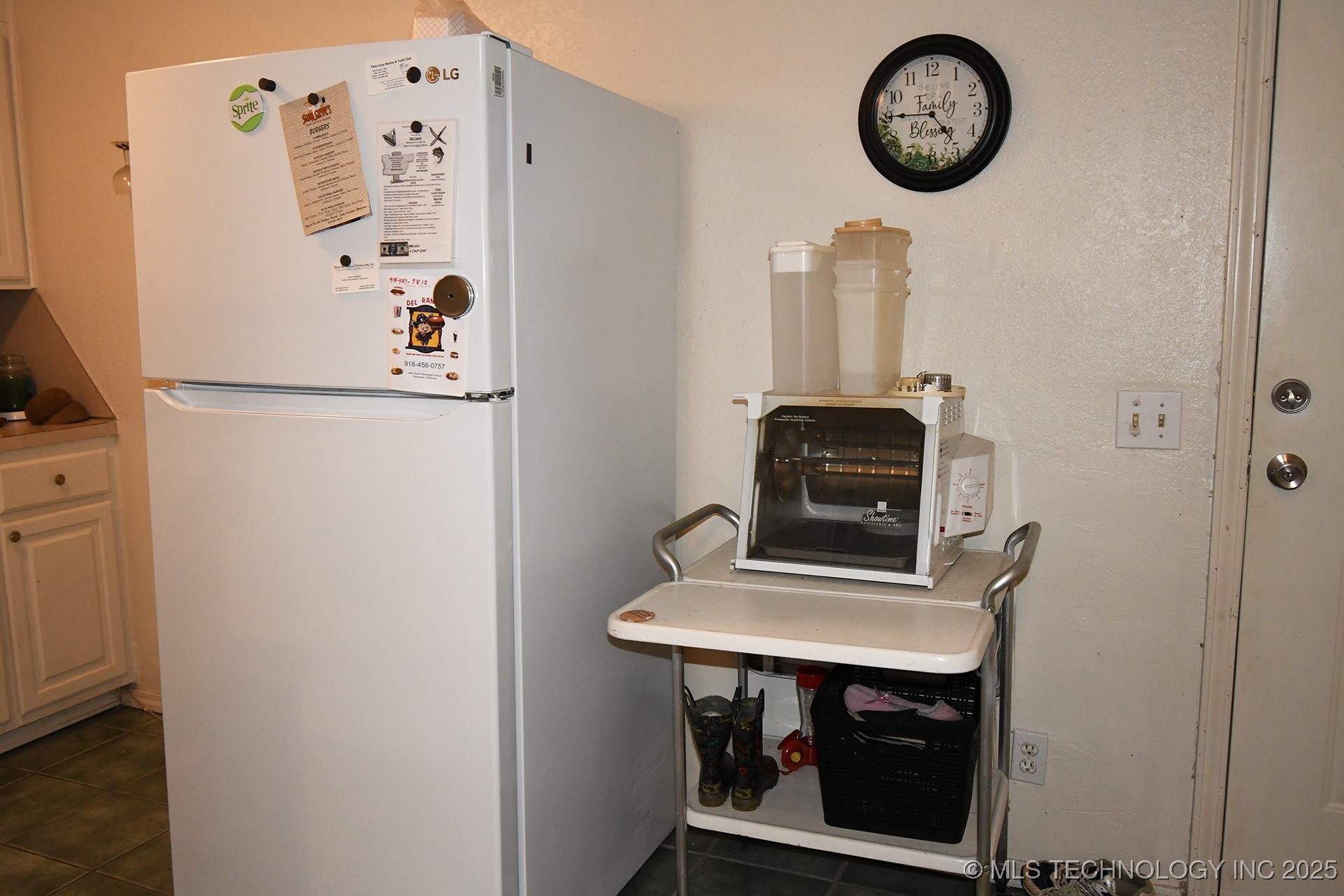 448644 E 979 Property Photo 22