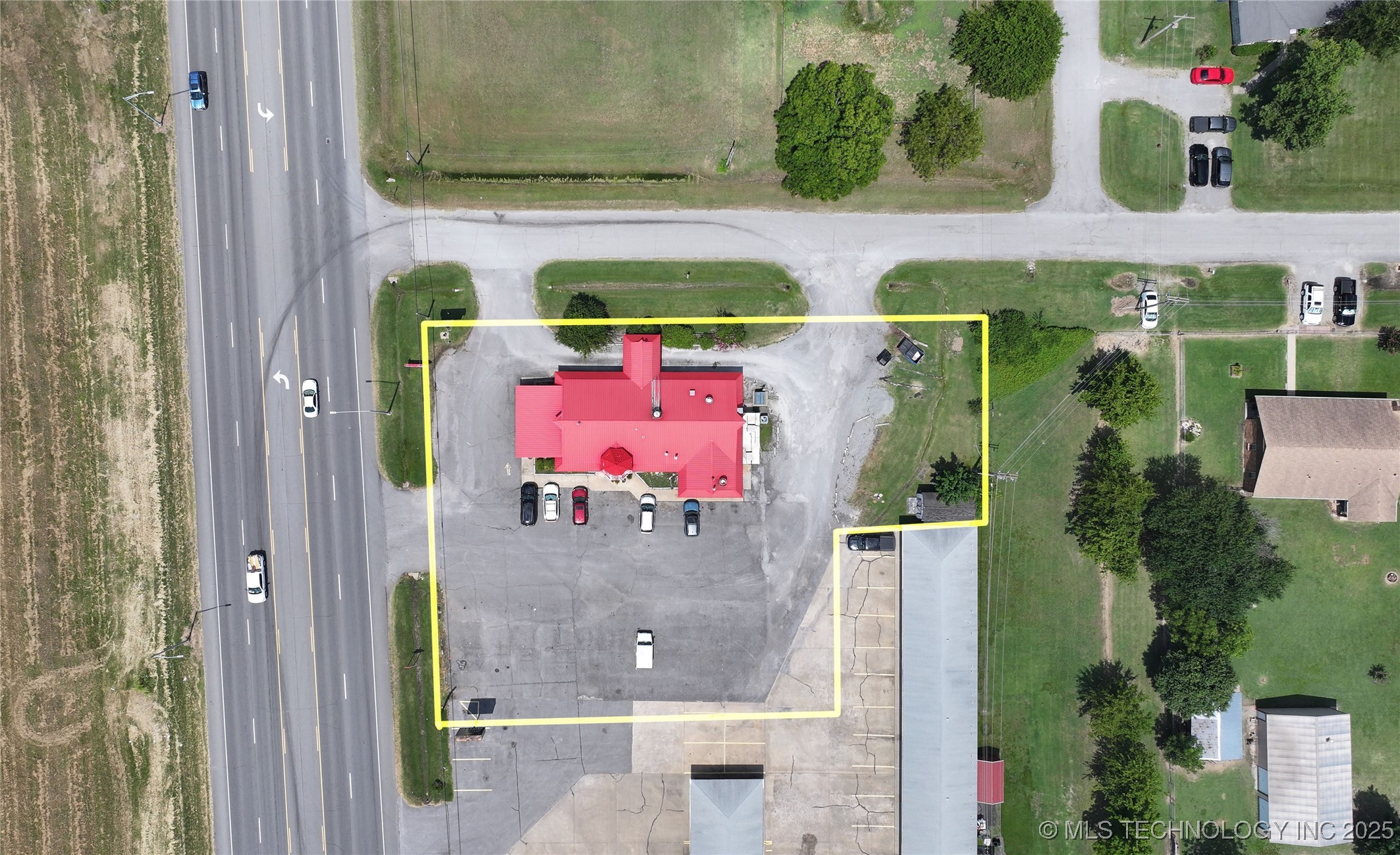 801 S Dewey Avenue Property Photo 14