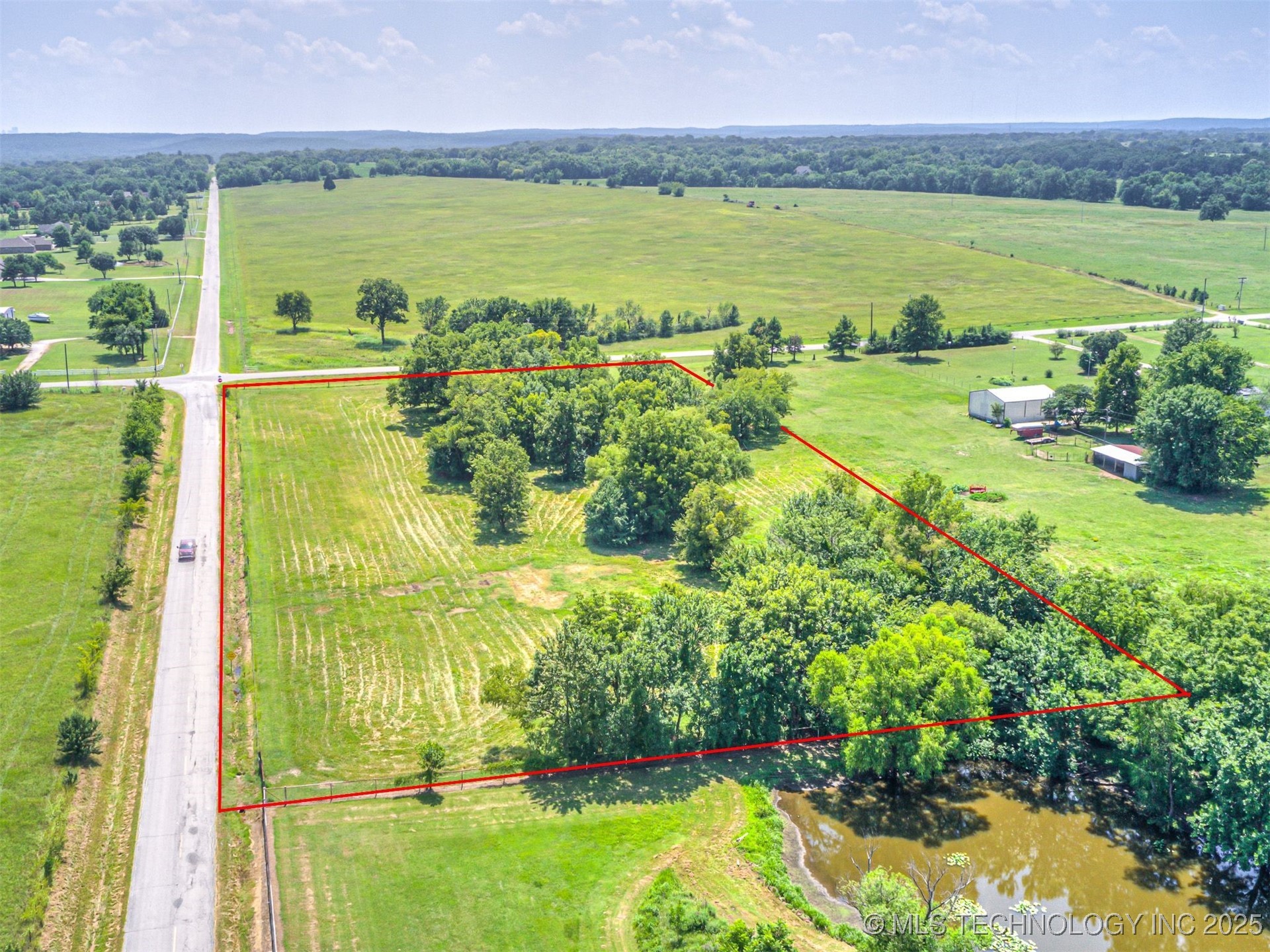 0 W 103rd Street N Property Photo 8