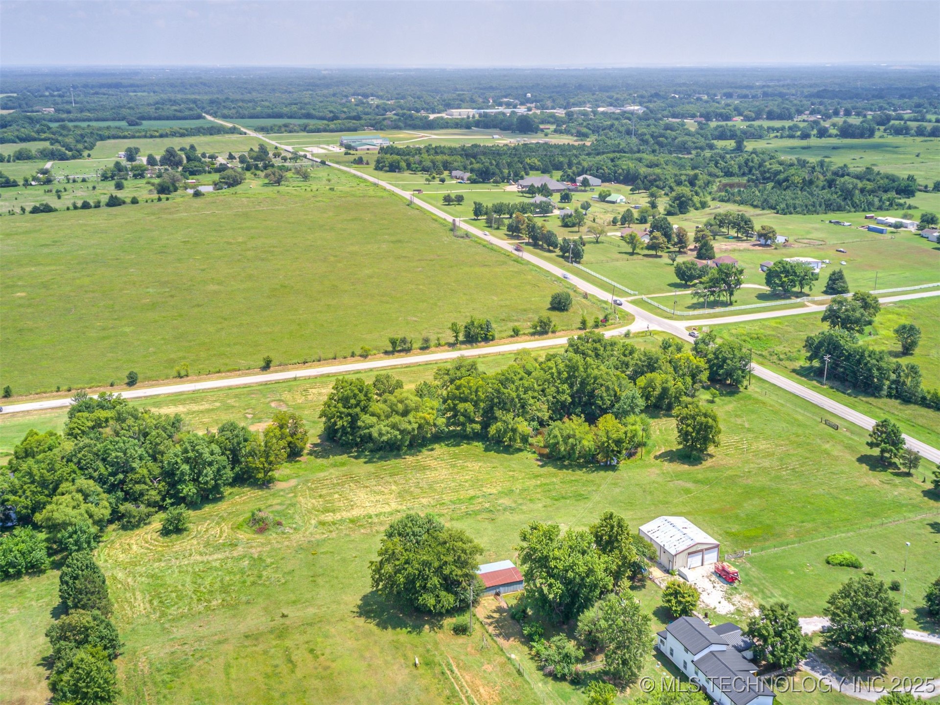 0 W 103rd Street N Property Photo 14