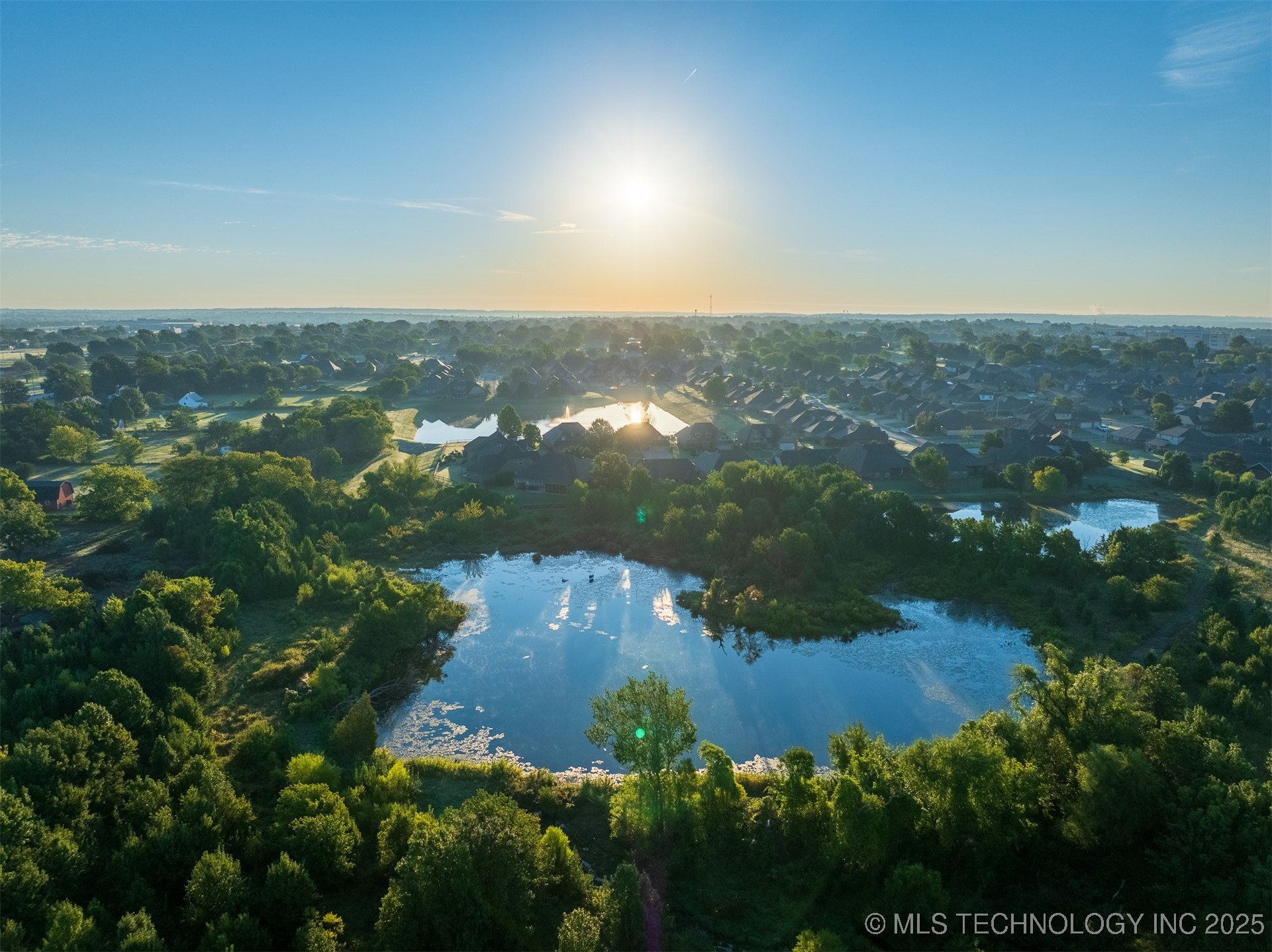 1 E 106th Street Property Photo 2