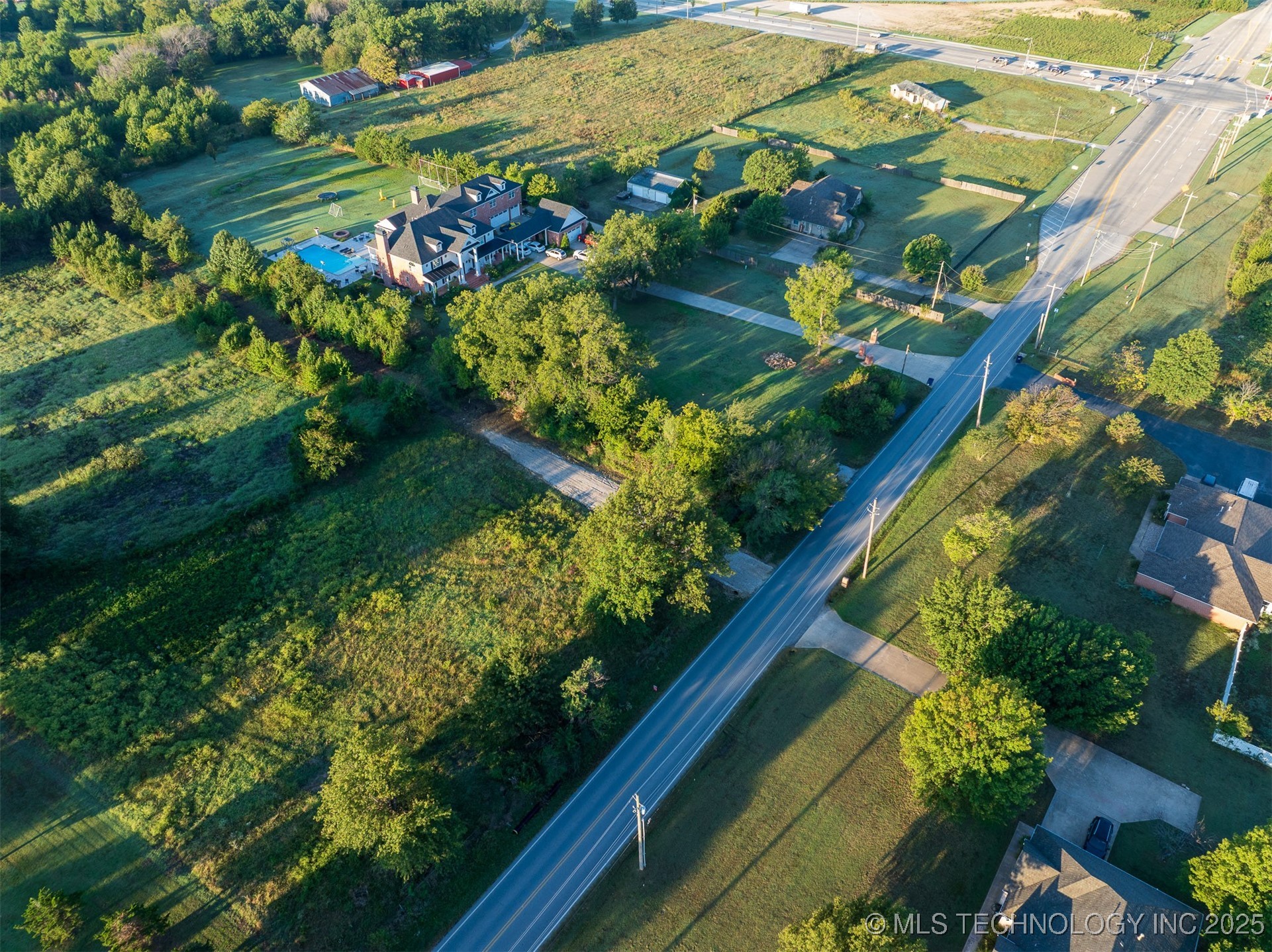 1 E 106th Street Property Photo 6