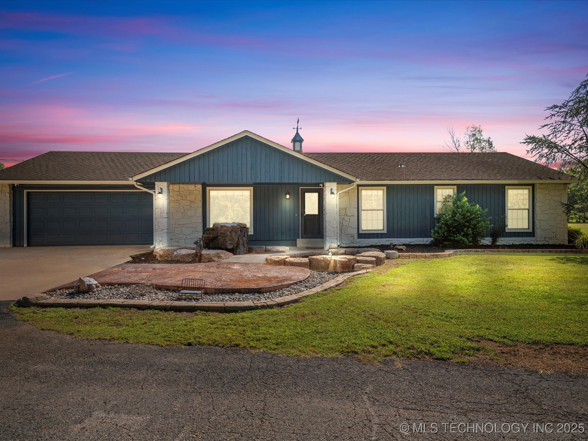 403000 W 2150 Drive Property Photo 1