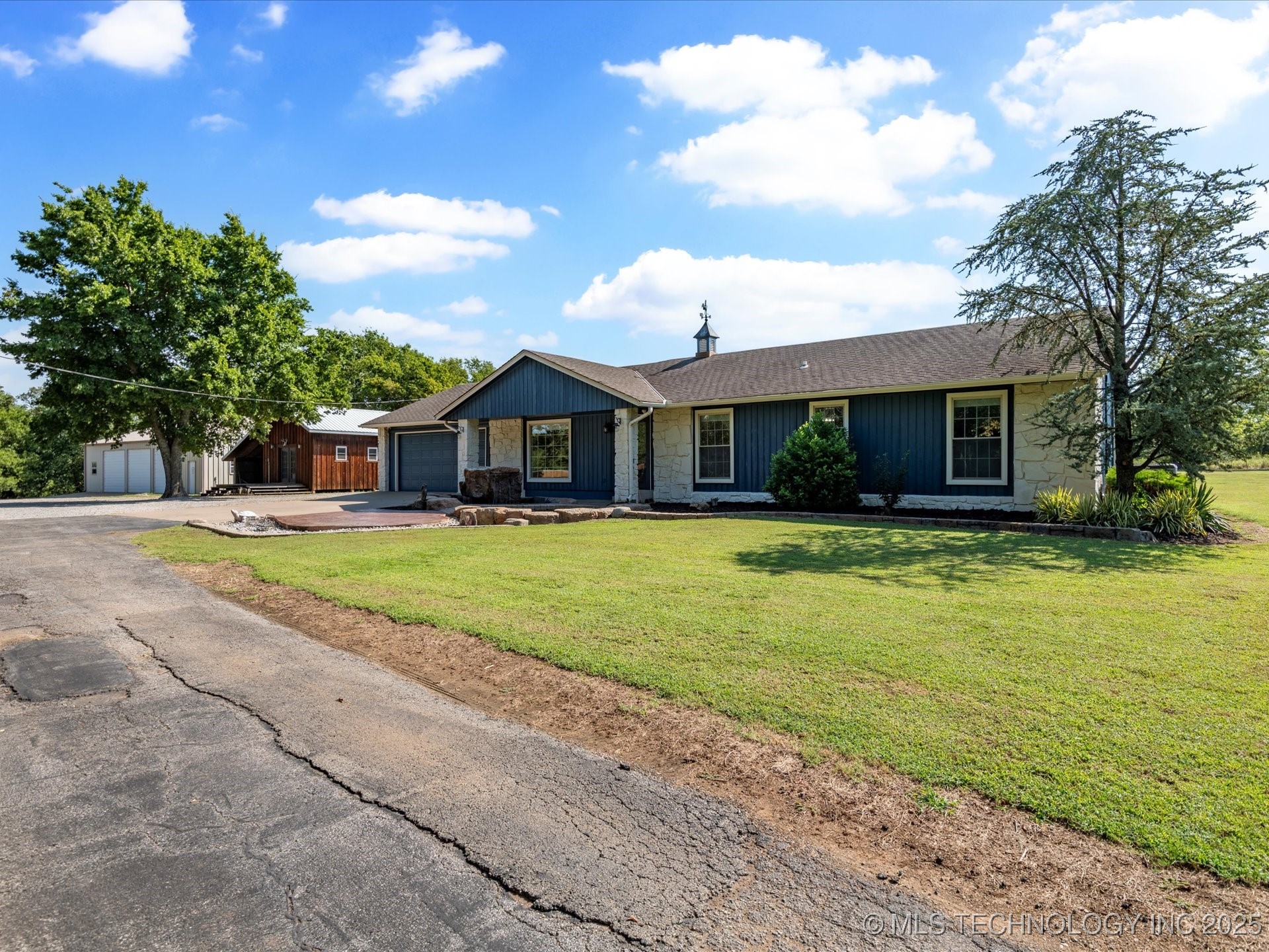 403000 W 2150 Drive Property Photo 35