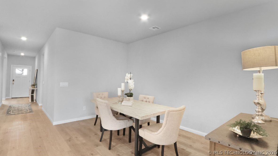 7408 N 154th East Avenue Property Photo 9