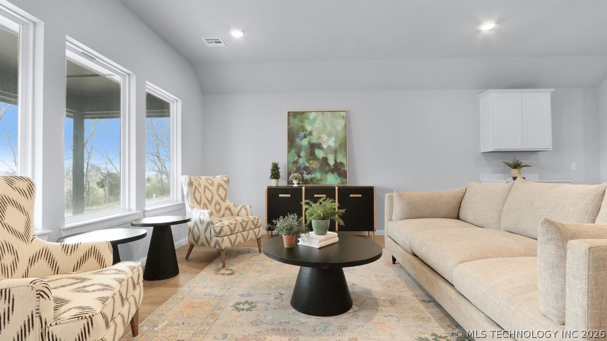 7408 N 154th East Avenue Property Photo 12