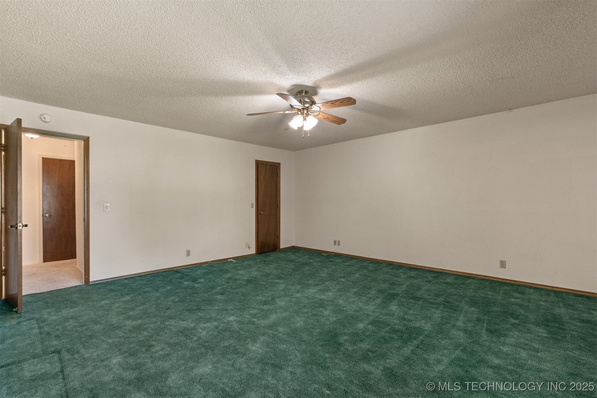 12811 E 133rd Street Property Photo 20