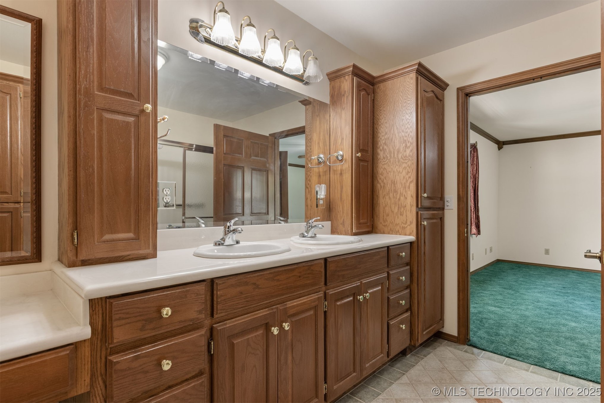 12811 E 133rd Street Property Photo 29