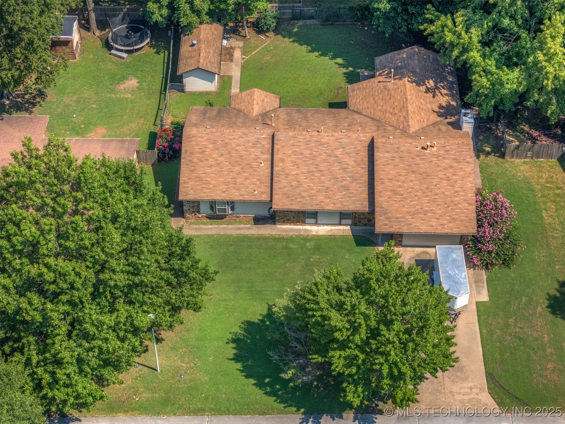 12811 E 133rd Street Property Photo 61