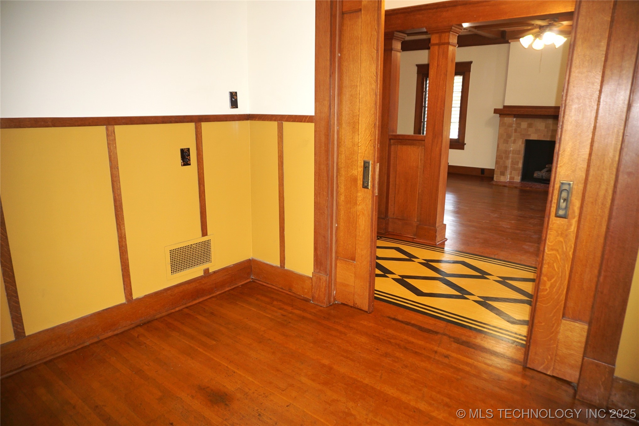 602 Cummings Street Property Photo 23