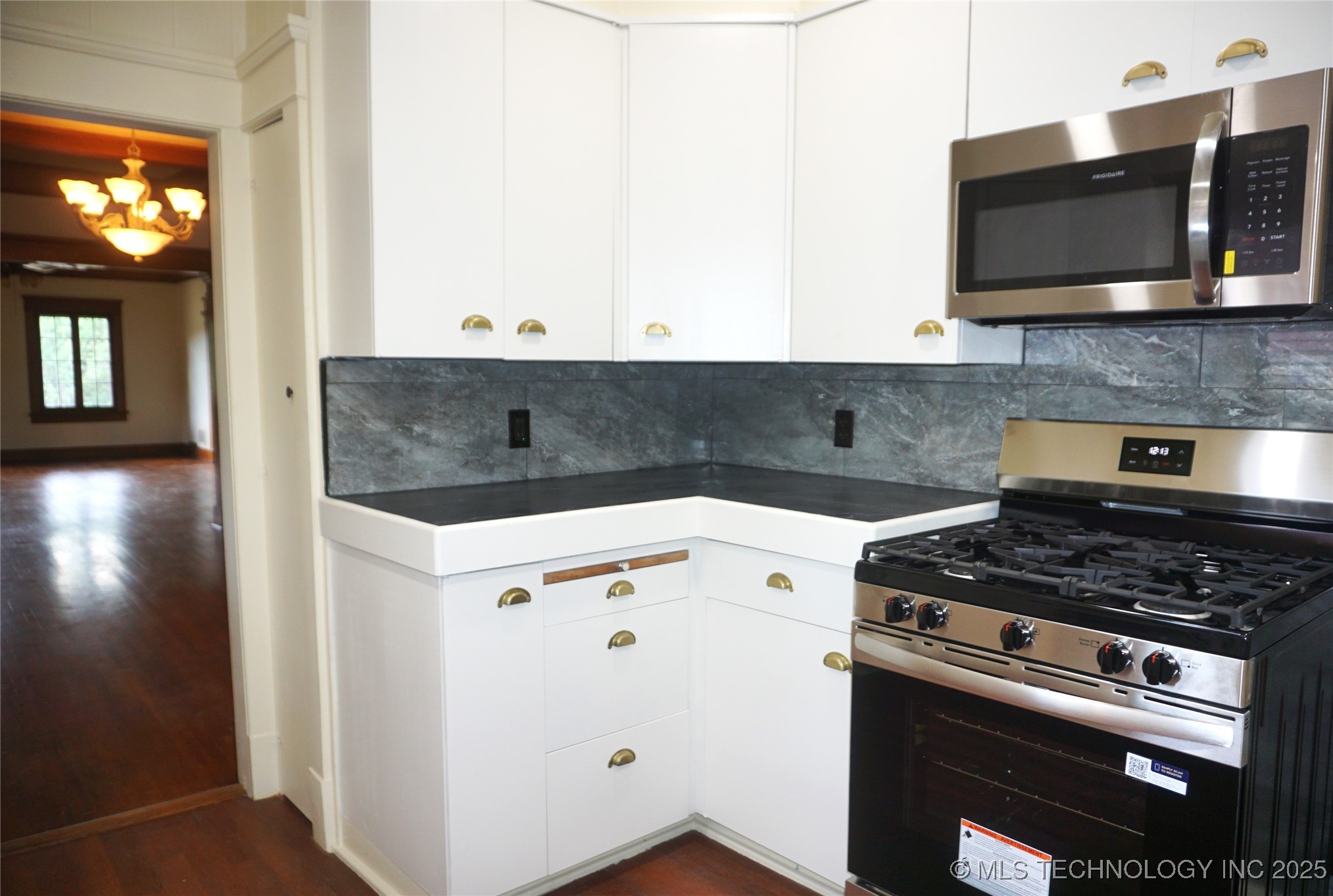 602 Cummings Street Property Photo 34