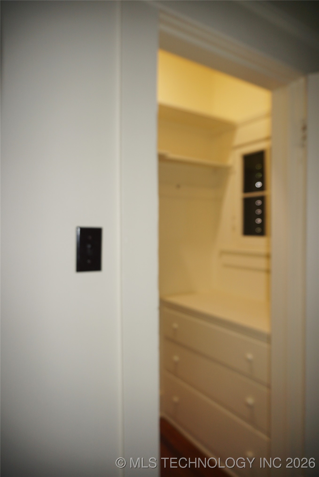 602 Cummings Street Property Photo 36