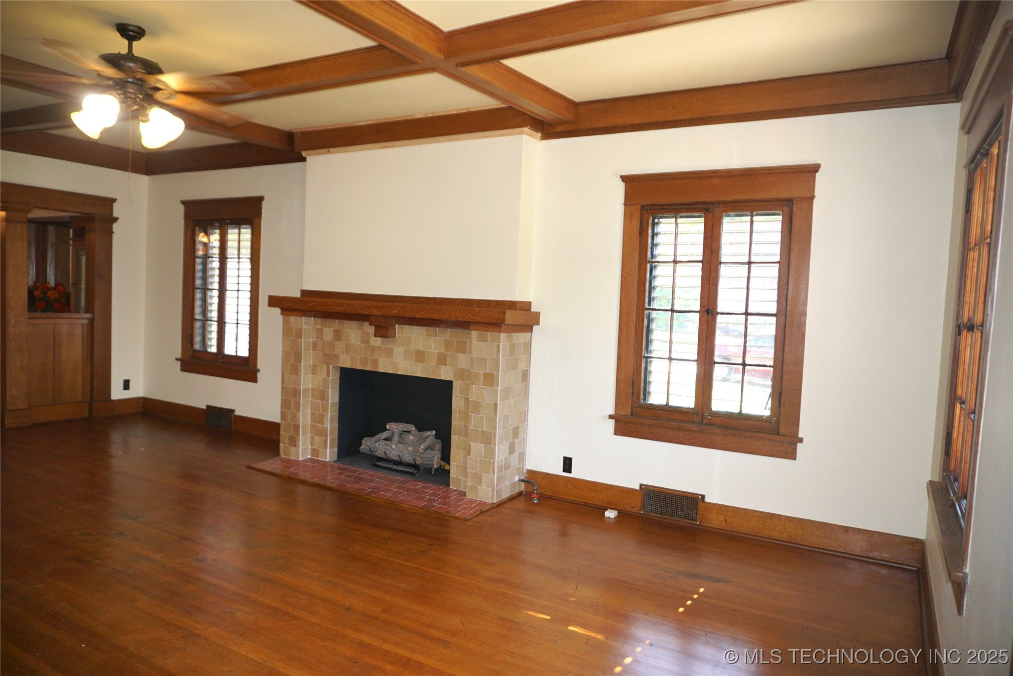 602 Cummings Street Property Photo 61