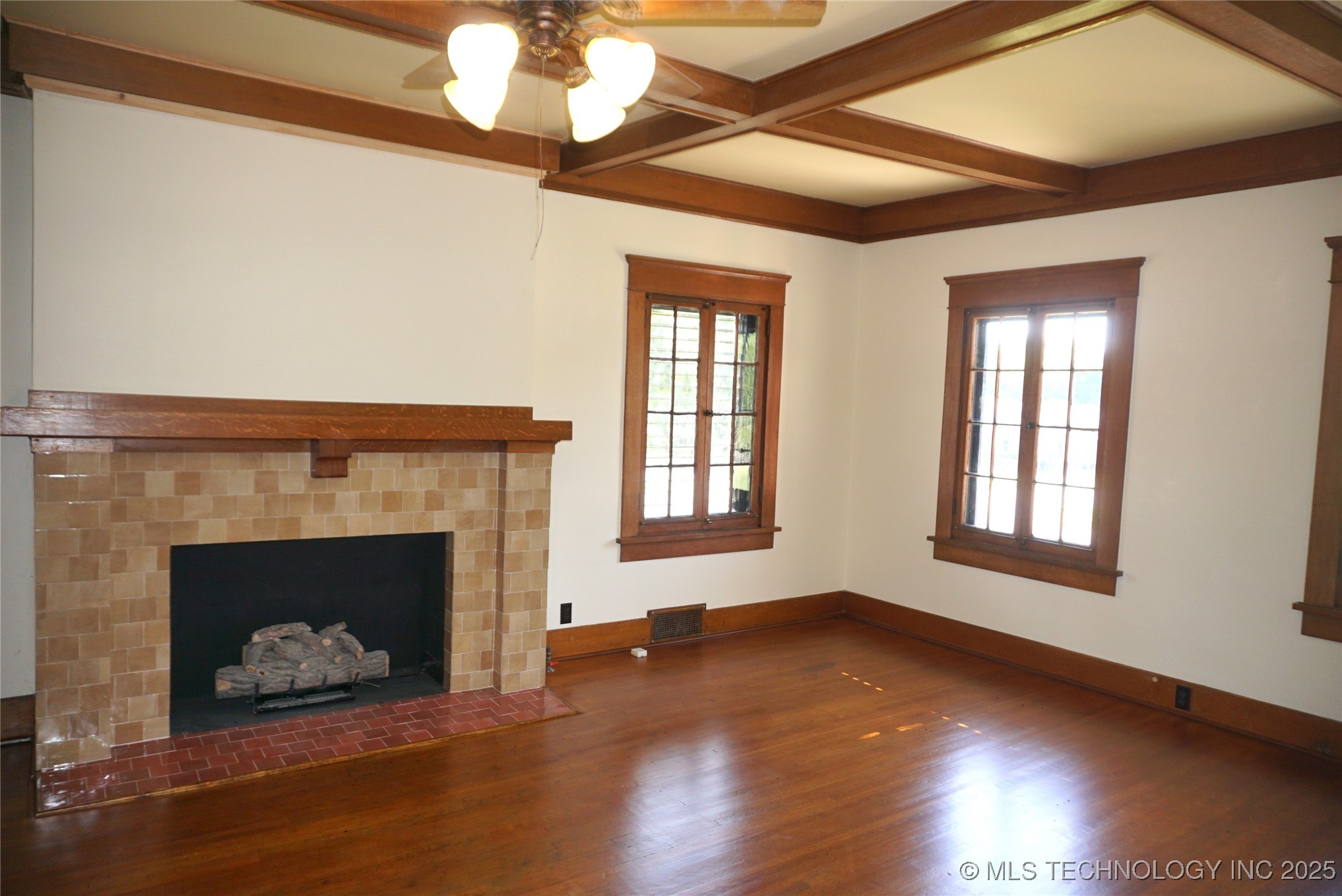 602 Cummings Street Property Photo 62