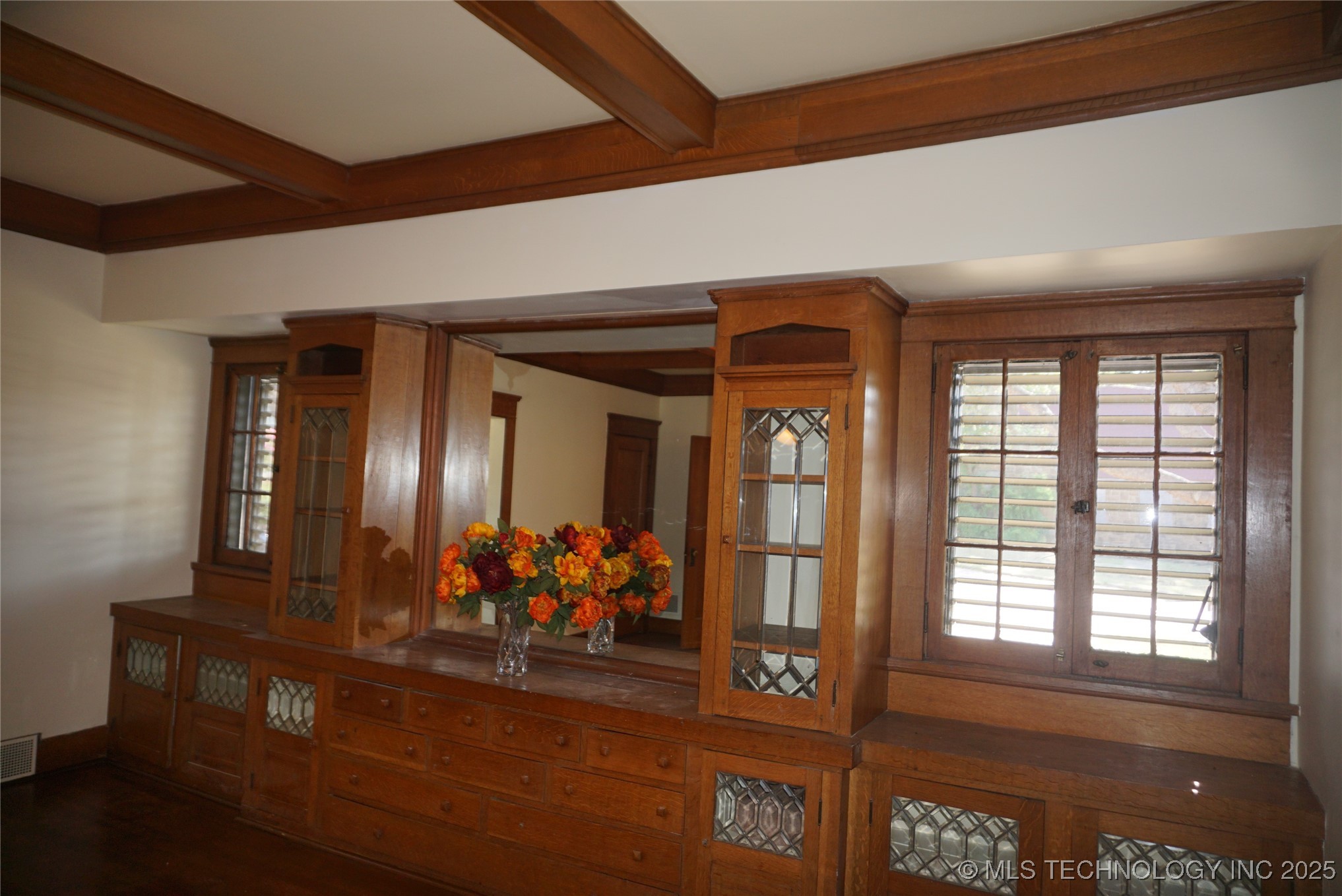 602 Cummings Street Property Photo 69