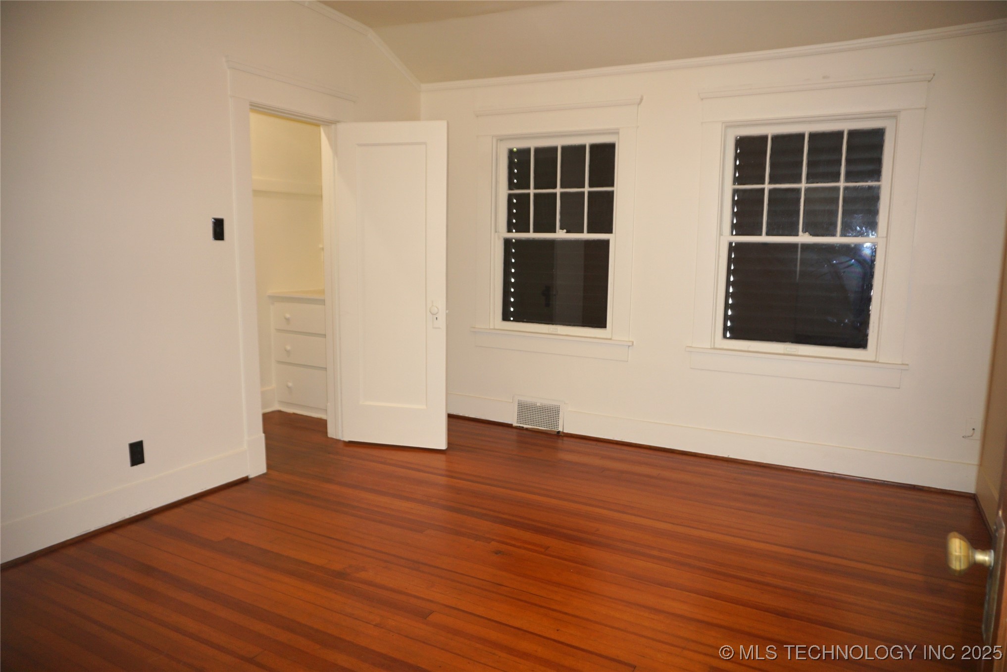 602 Cummings Street Property Photo 71