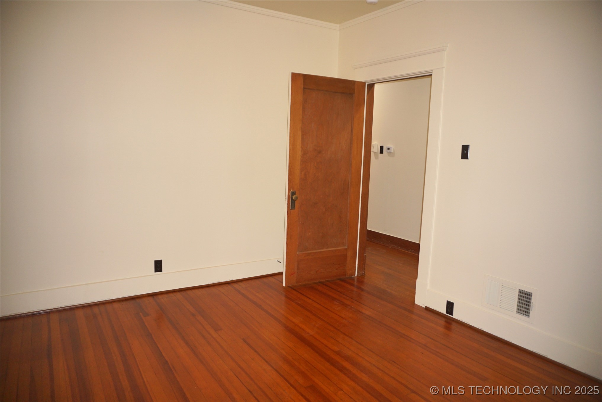 602 Cummings Street Property Photo 72