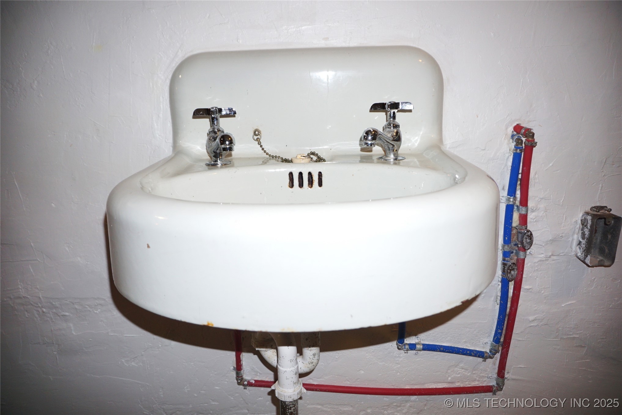 602 Cummings Street Property Photo 76