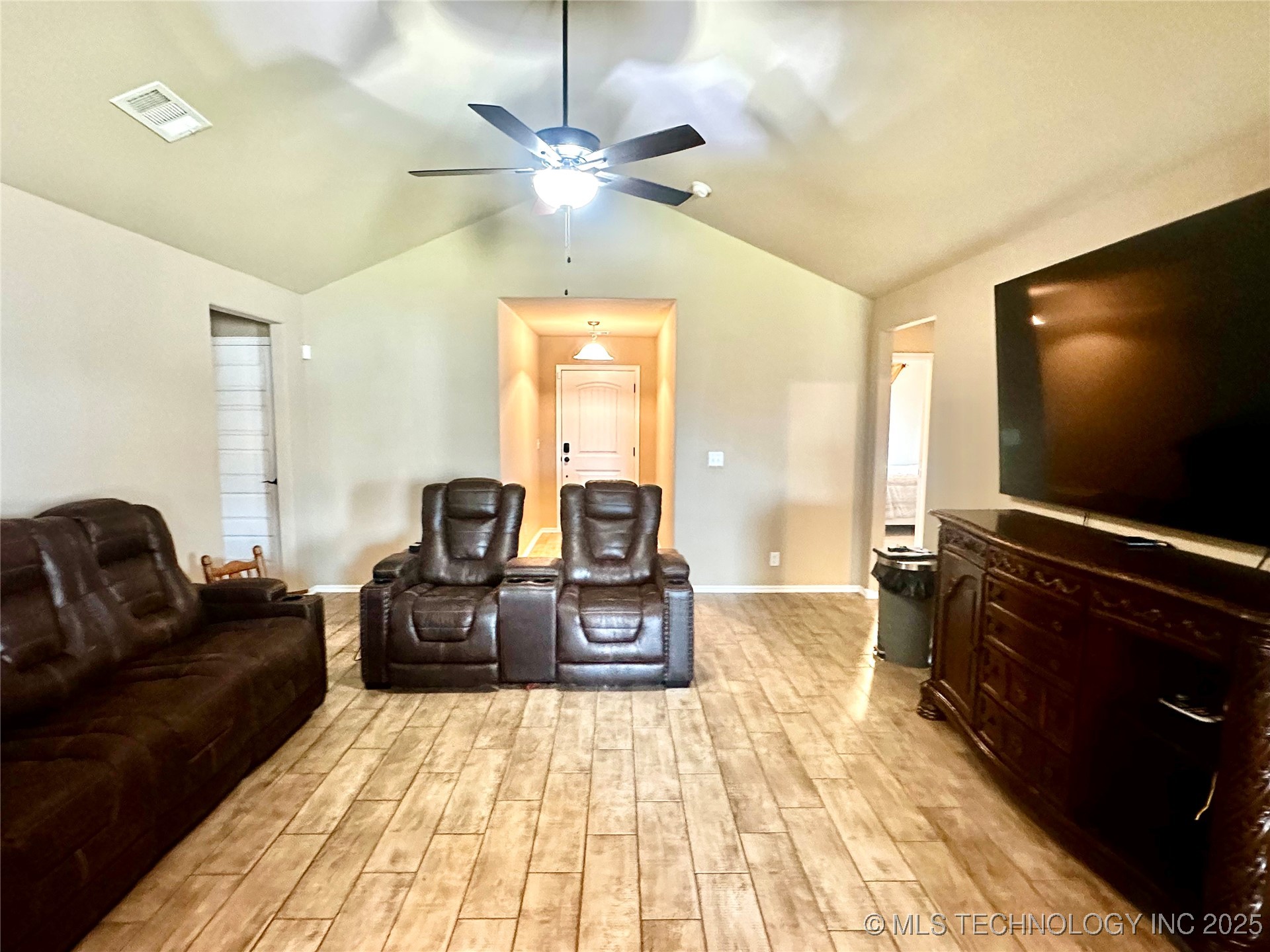 12005 E 108th Place N Property Photo 3