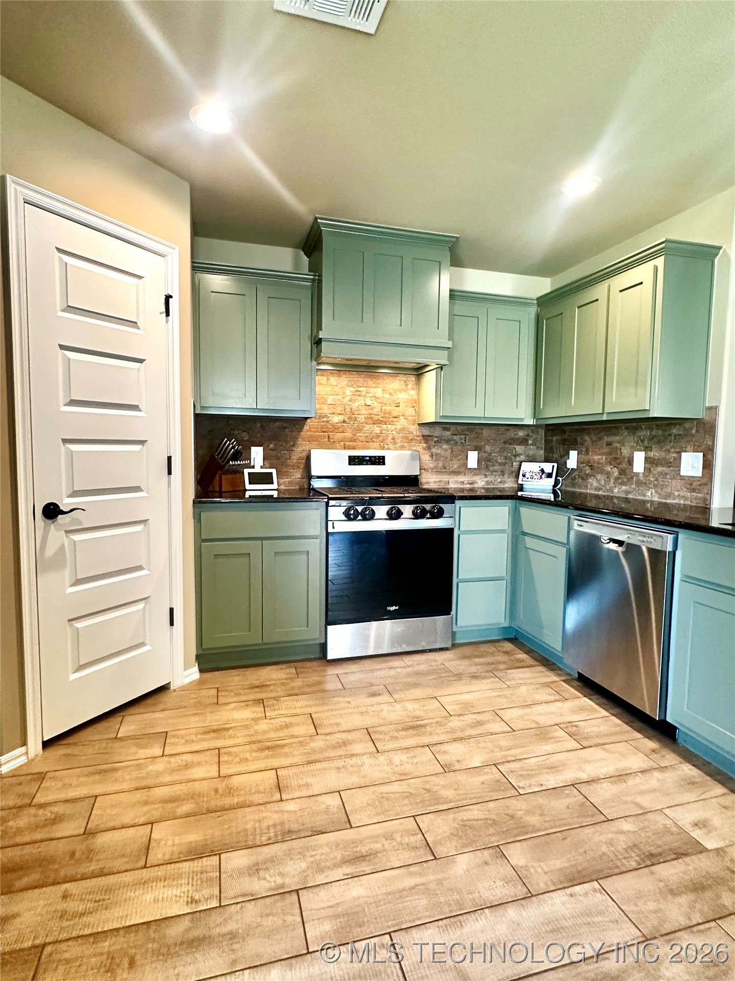 12005 E 108th Place N Property Photo 6