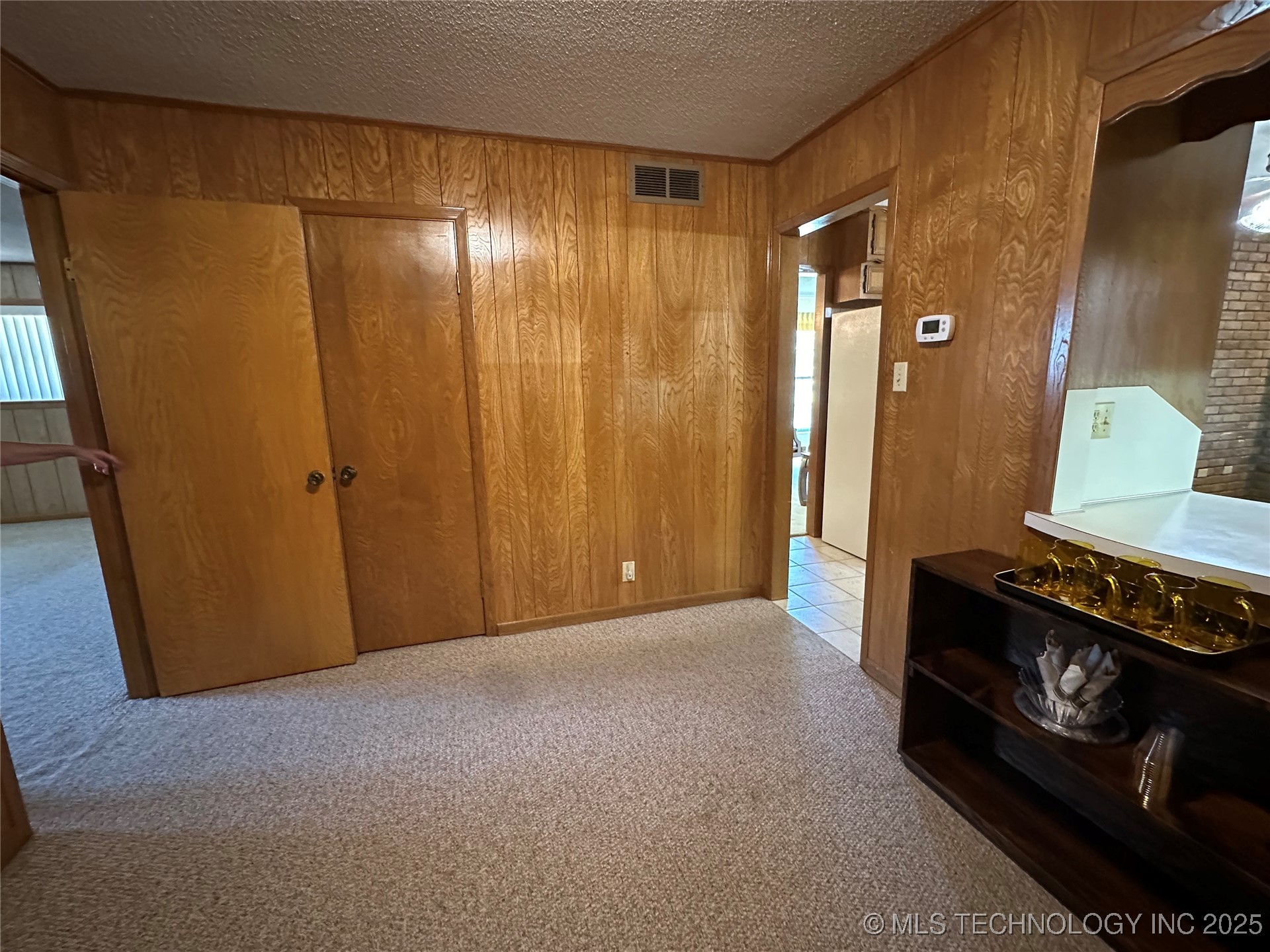 308 E Main Property Photo 23