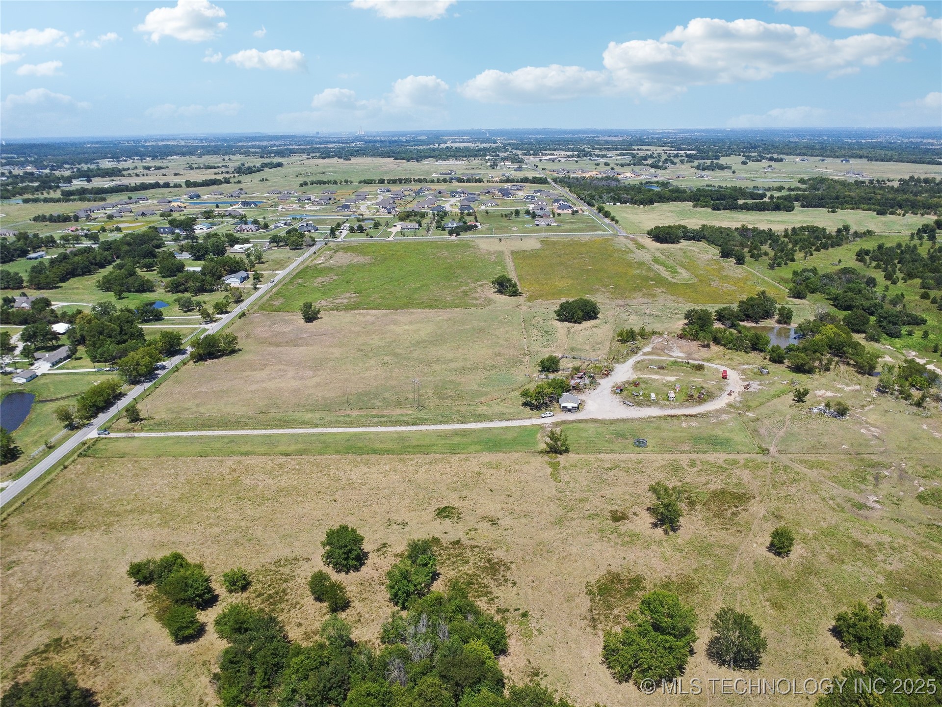 18357 S Yale Avenue Property Photo 3