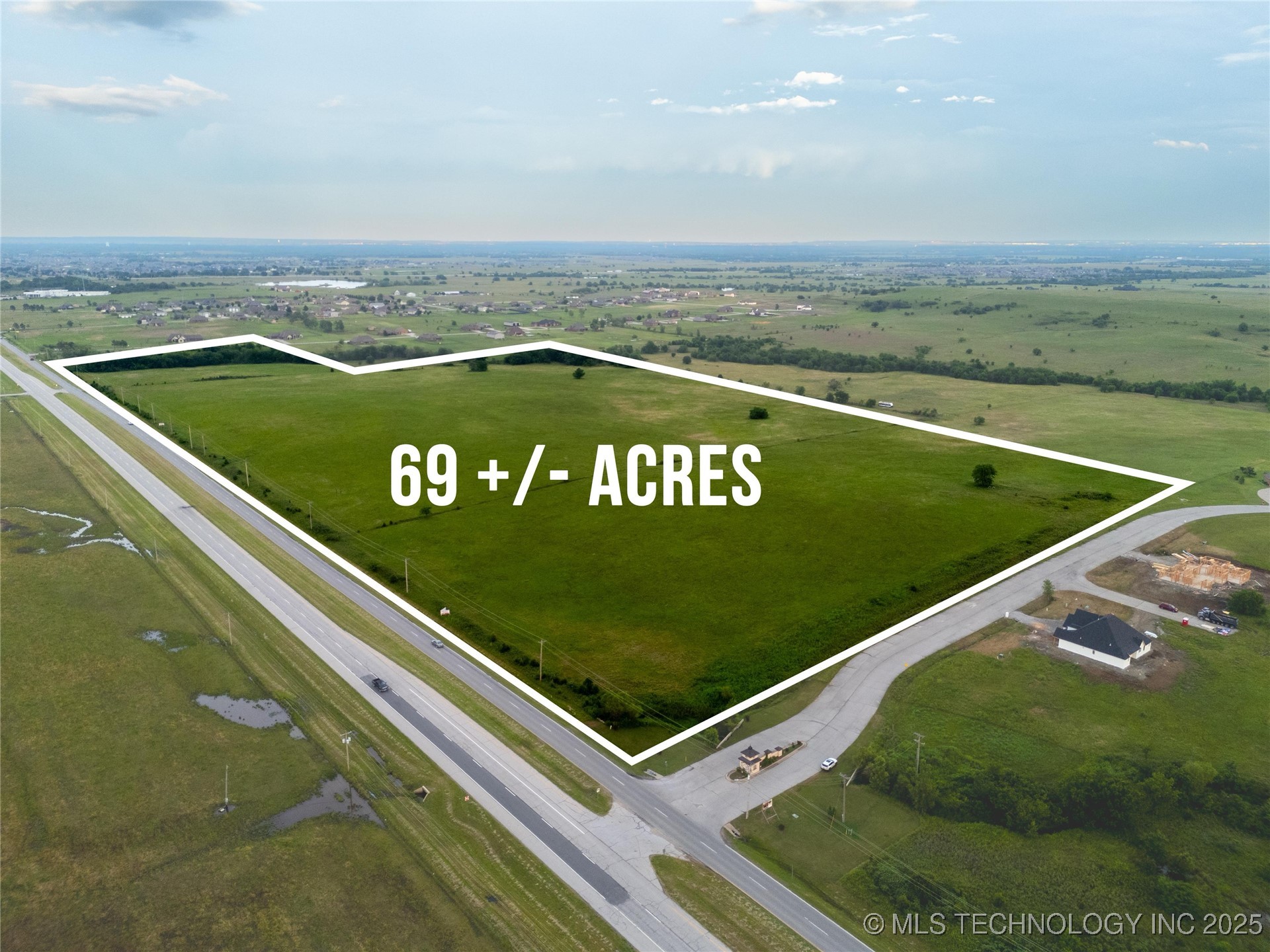 69 N Hwy 20 Property Photo 1